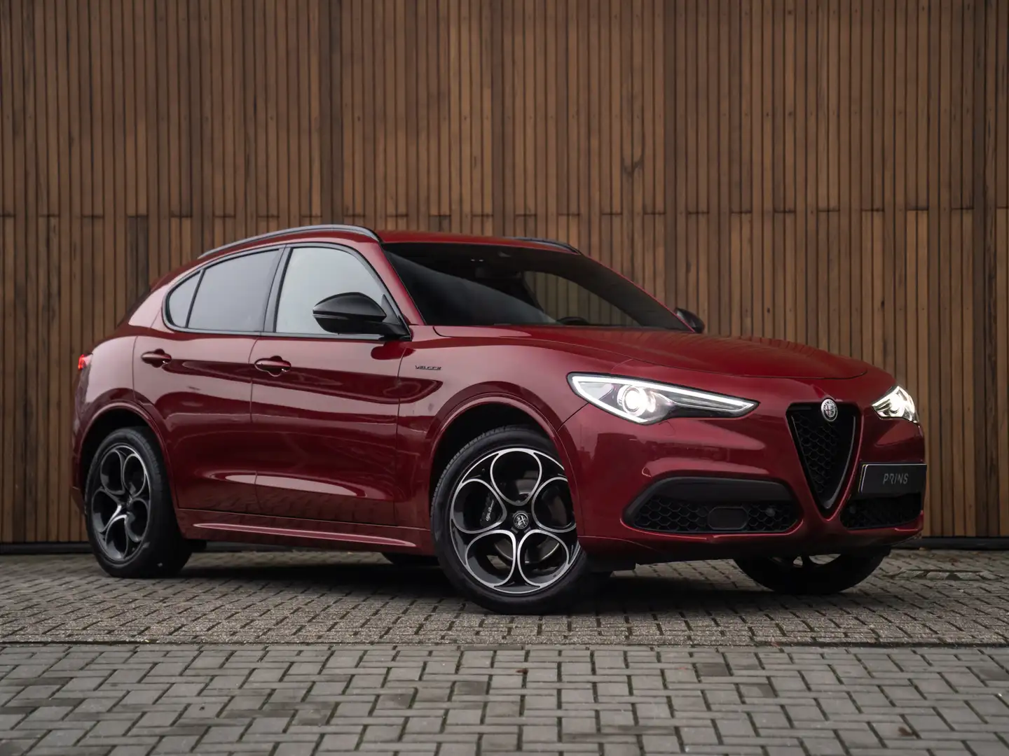 Alfa Romeo Stelvio 2.0T 280pk AWD Veloce MY21 | Adapt. cruise | Stoel Rood - 2