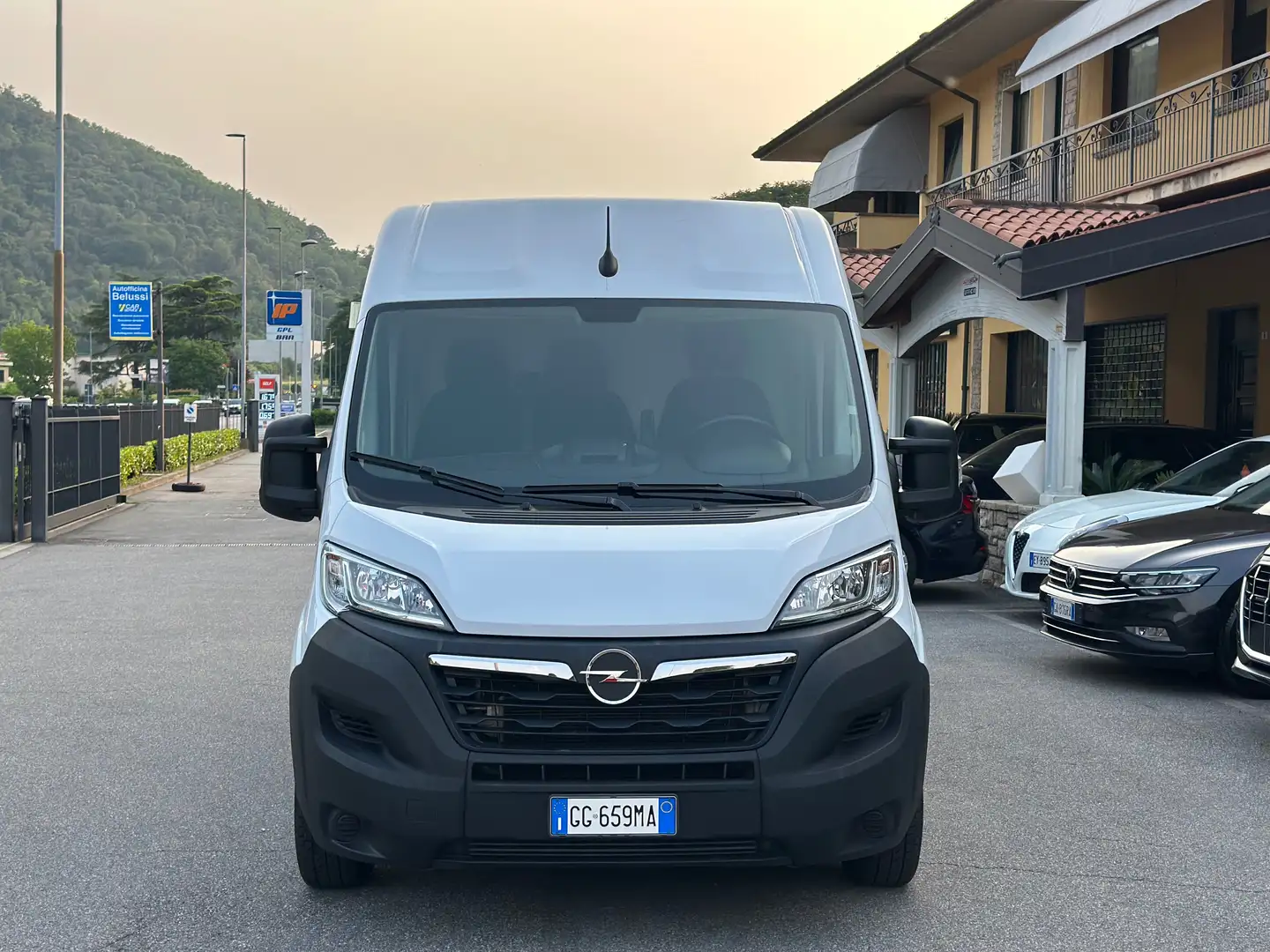 Opel Movano Bianco - 2
