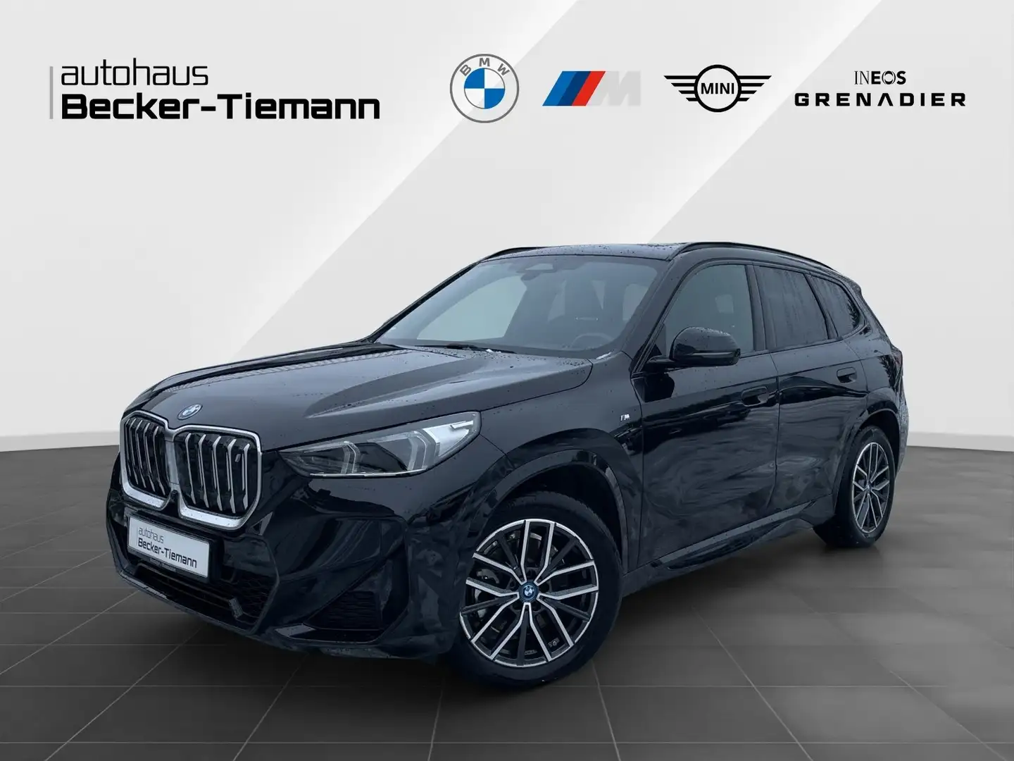 BMW iX 1 xDrive30 M SPORT*PANORAMA*ACC*360° KAMERA*HEAD U Schwarz - 1