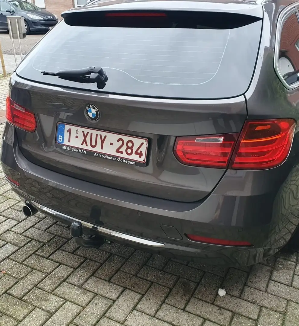 BMW 316 316d Touring Aut. Luxury Line Brons - 2
