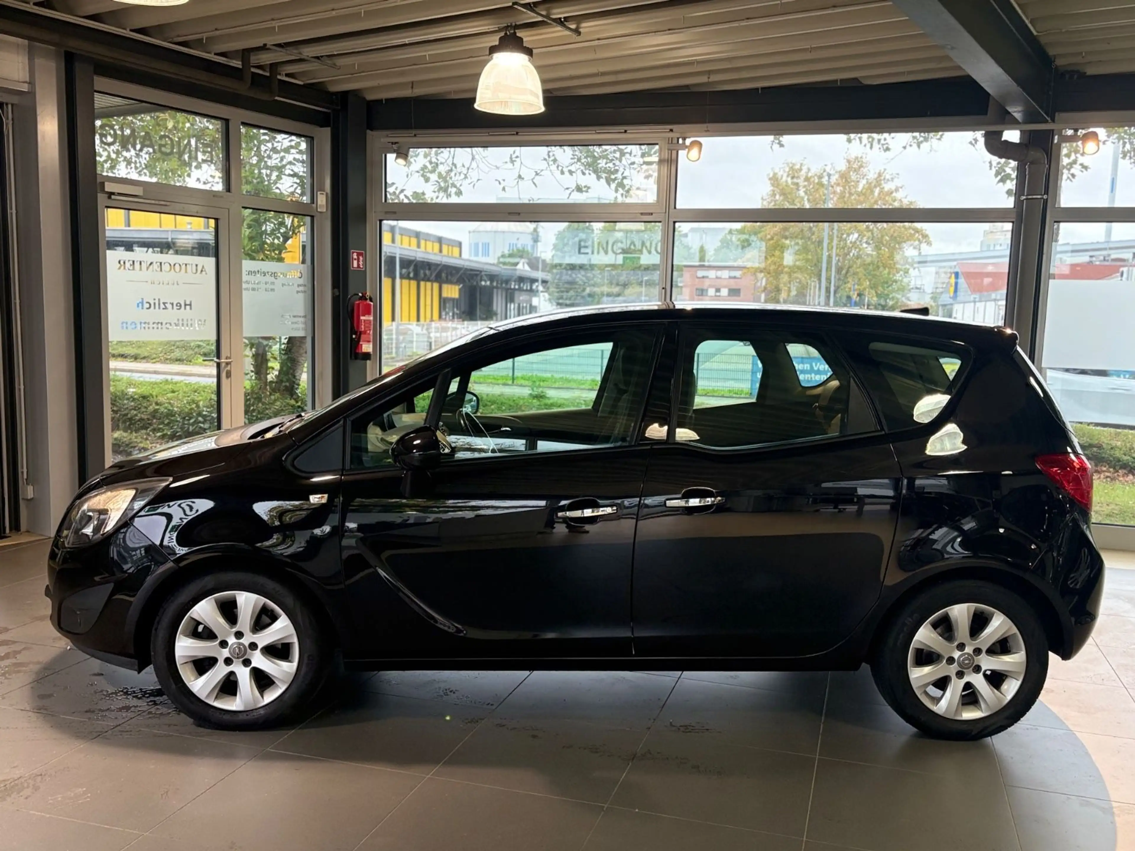 Opel Meriva B Innovation*Wenig km*Klima*PDC — photo 8