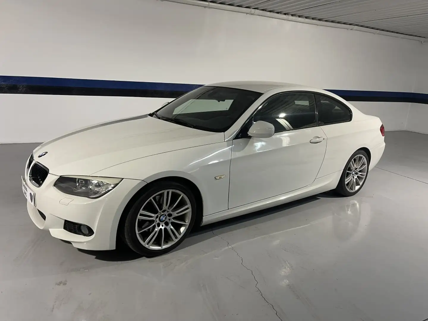 BMW 320 320dA Coupé Blanco - 1