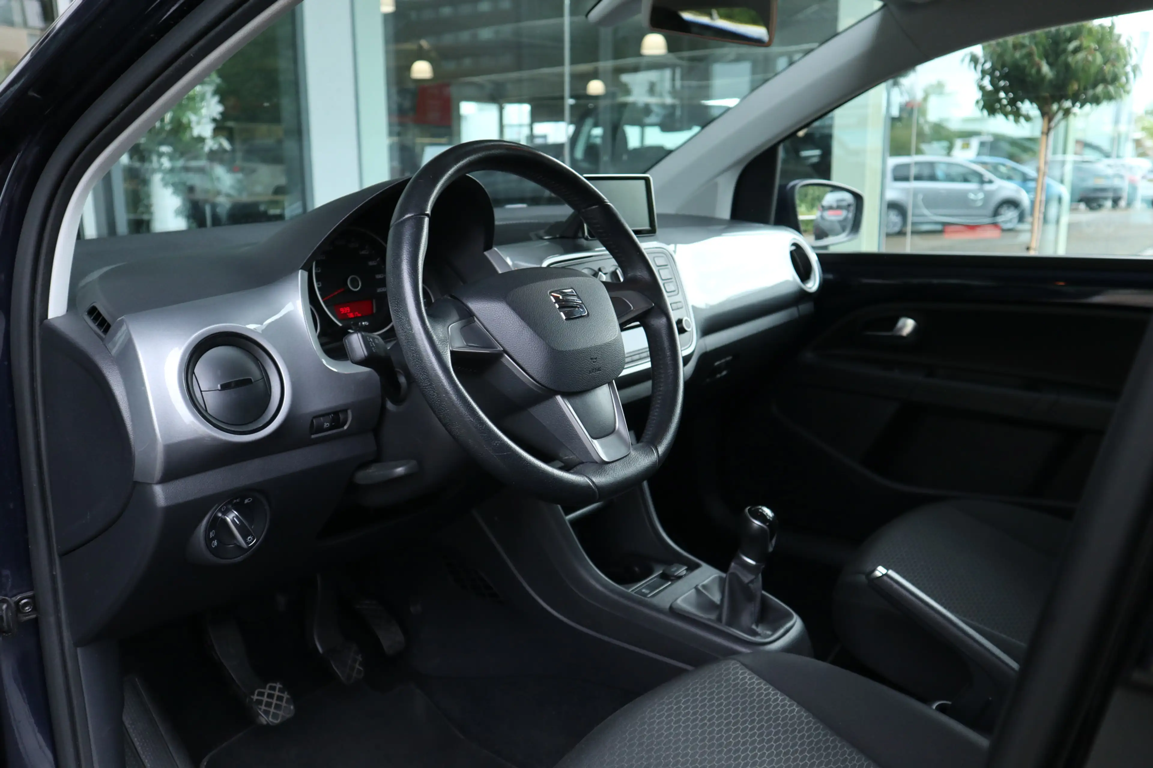 SEAT Mii 1.0 Sport Dynamic — photo 13