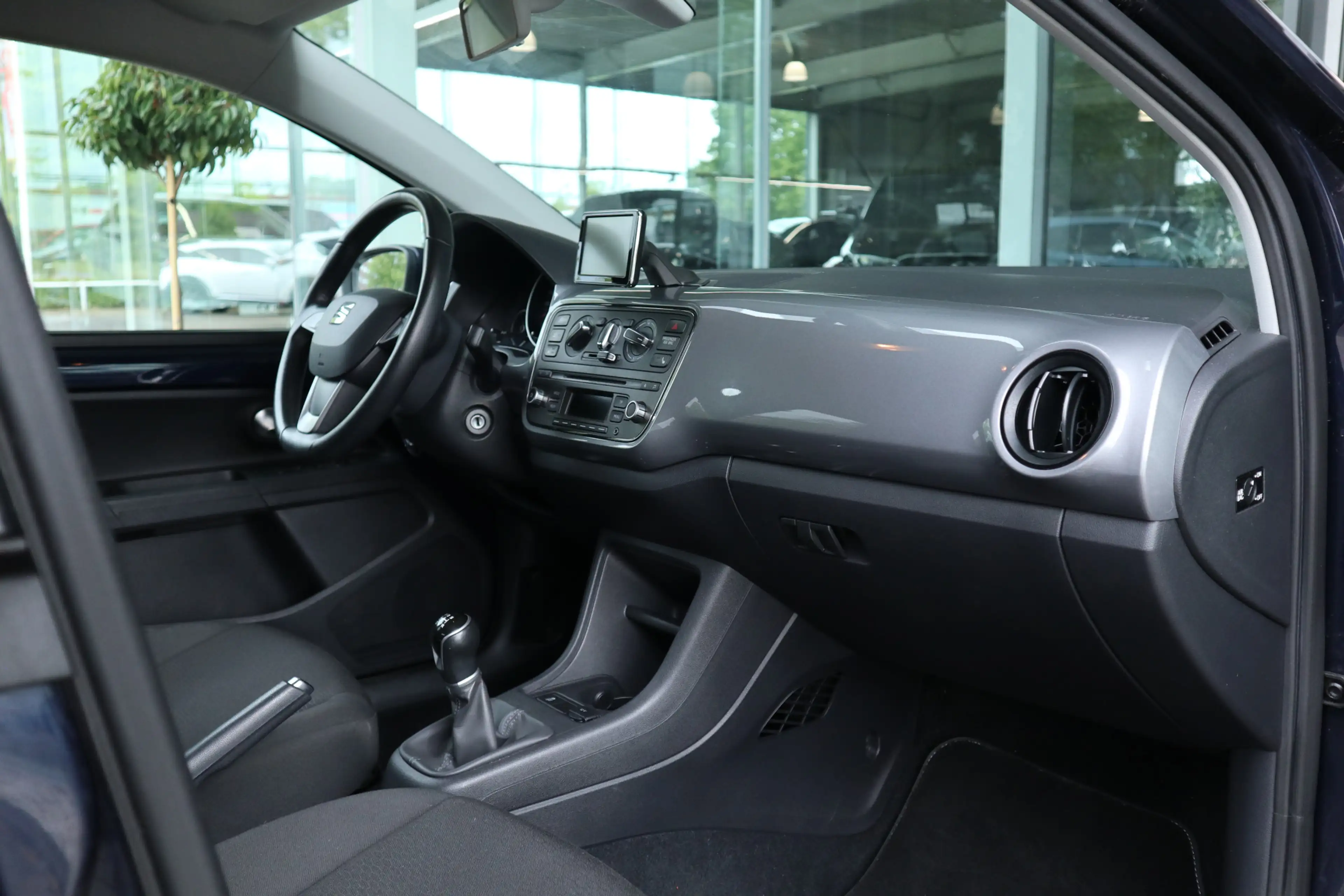 SEAT Mii 1.0 Sport Dynamic — photo 14