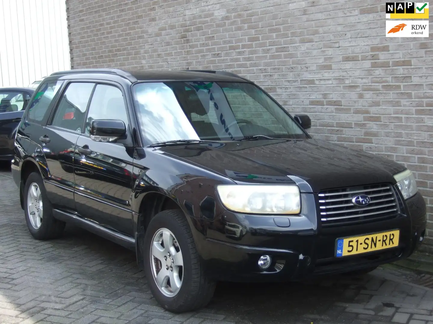 Subaru Forester 2.0 X Comfort Pack - Lage gearing - Trekhaak - Zwart - 1