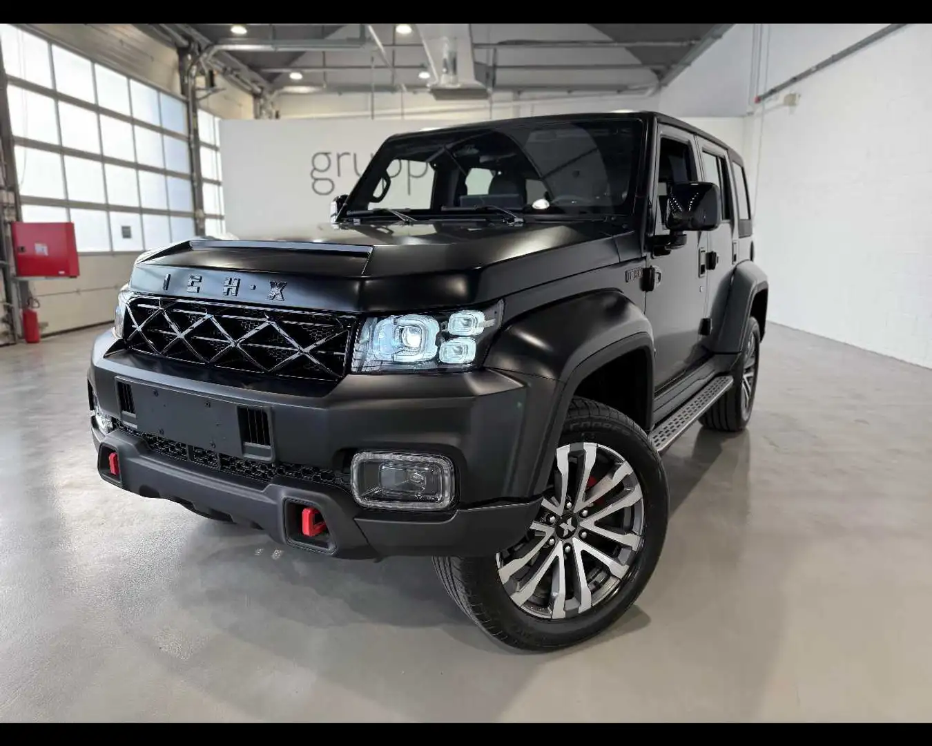 ICH-X Sonstige 2.0 turbo diesel 4x4 162cv Schwarz - 1