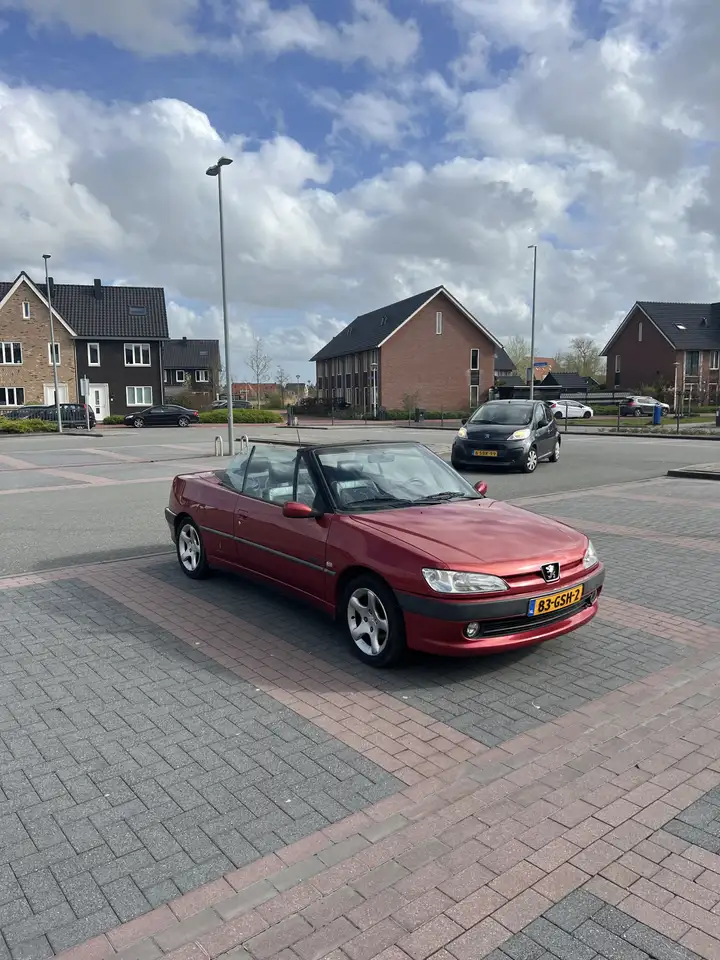 Peugeot 306