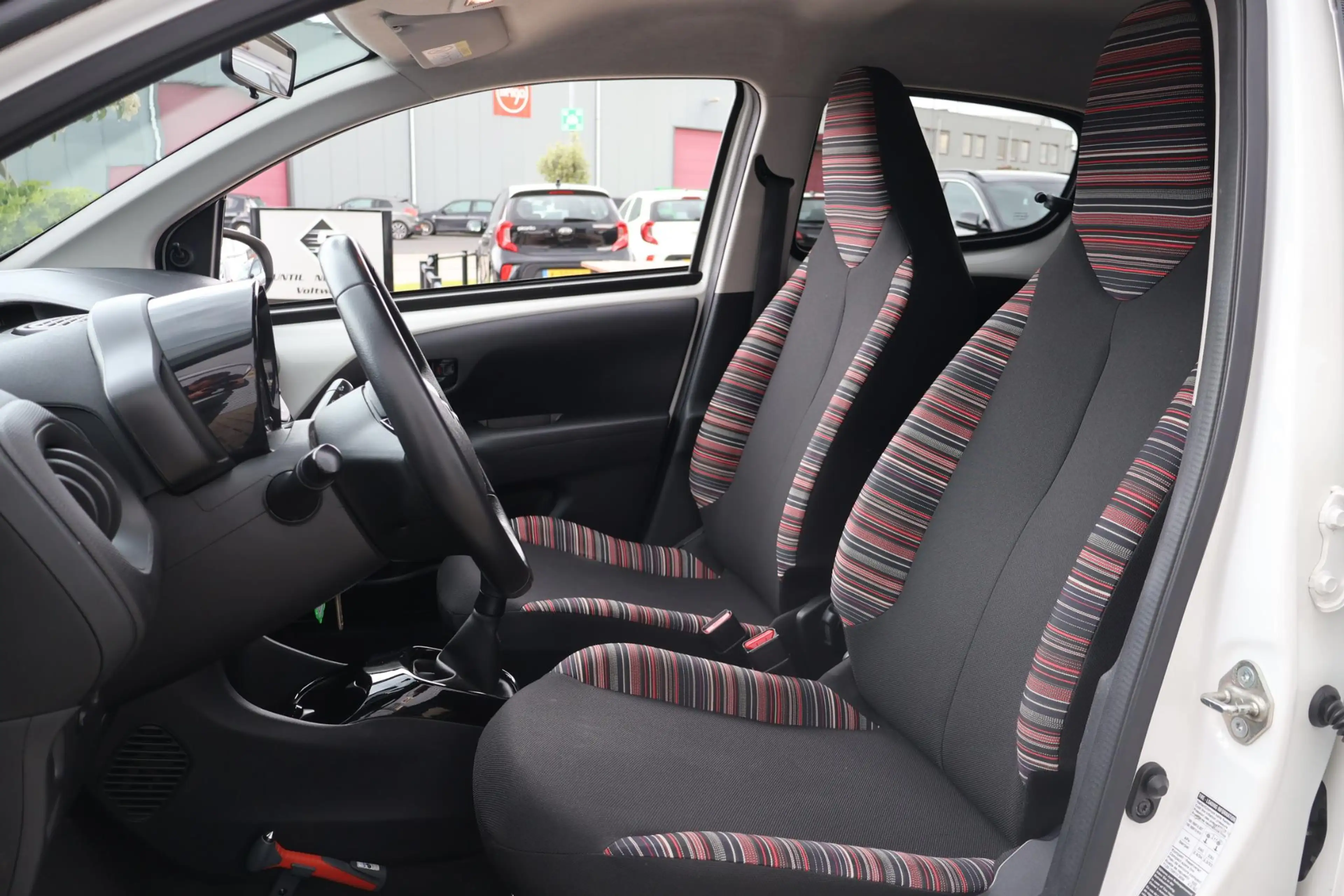 Citroen C1 1.0 VTi Feel 1e Eigenaar | NL-Auto | Volledig Onde — photo 9