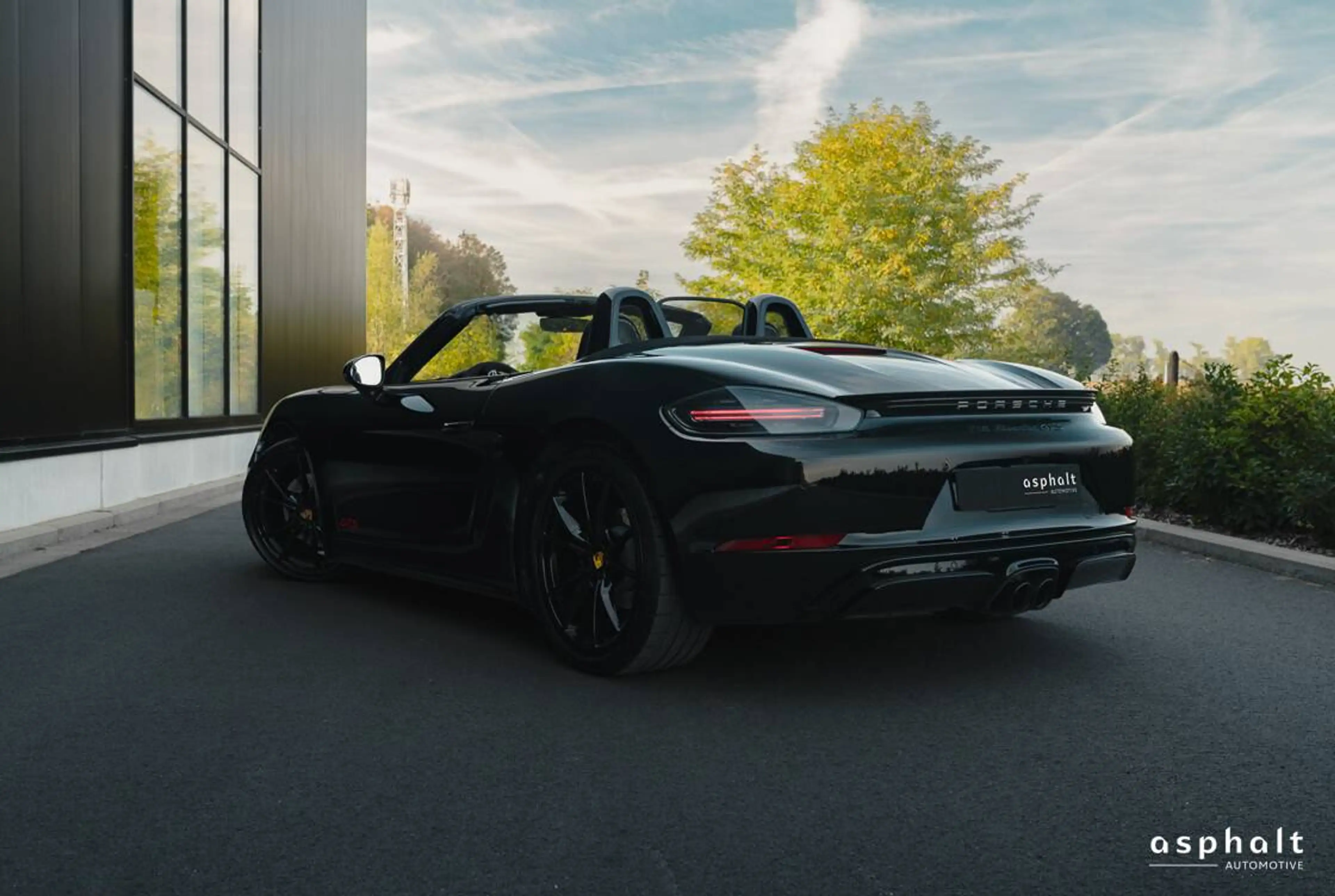 Porsche Boxster 718 Boxster GTS 2.5 PDK (NO OPF) - Just serviced by Porsche - GTS Interior Package in Carmine Red — photo 5