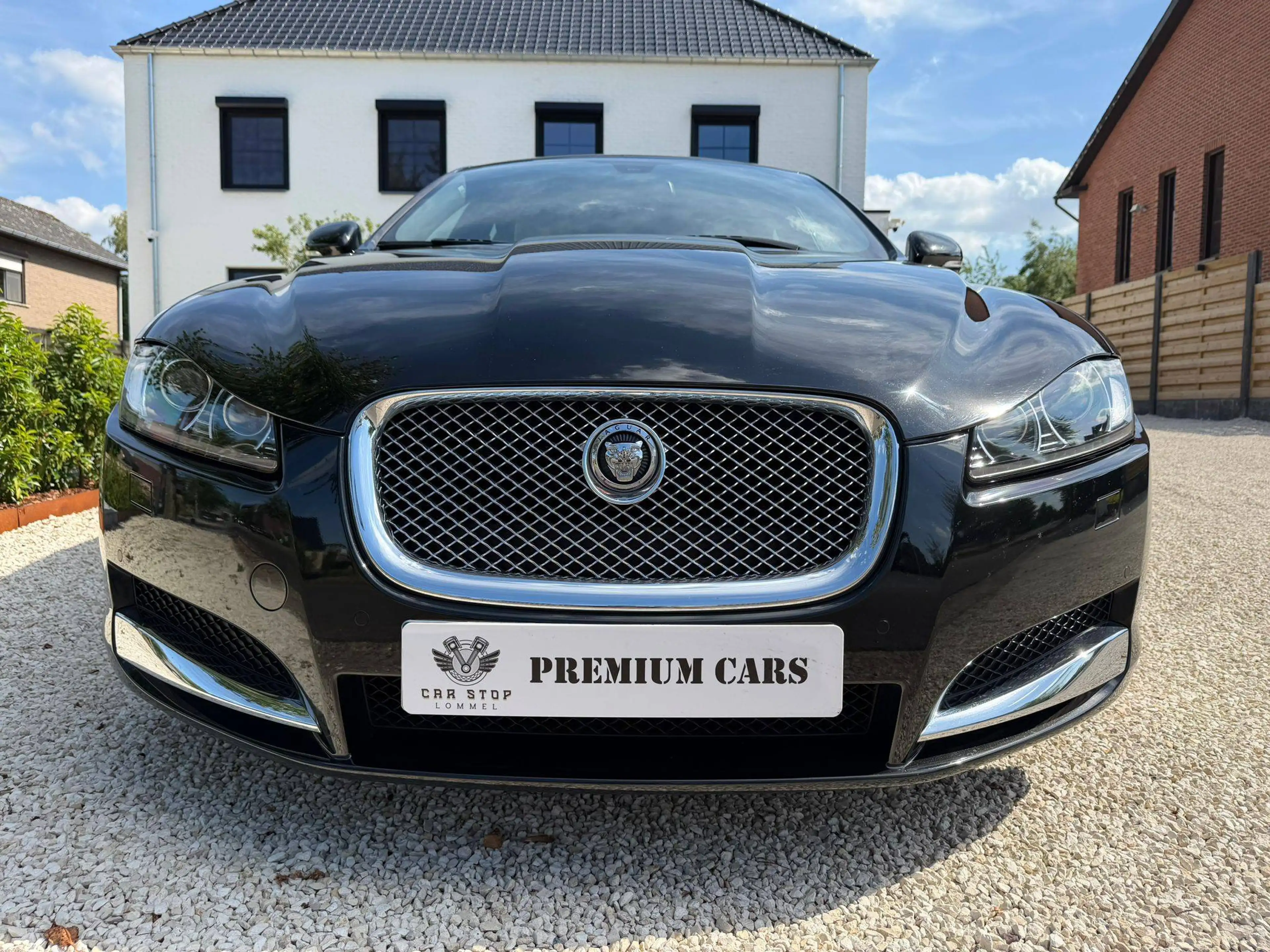 Jaguar XF XF 2.2 D Unieke staat! 1 Jaar Garantie! — photo 6