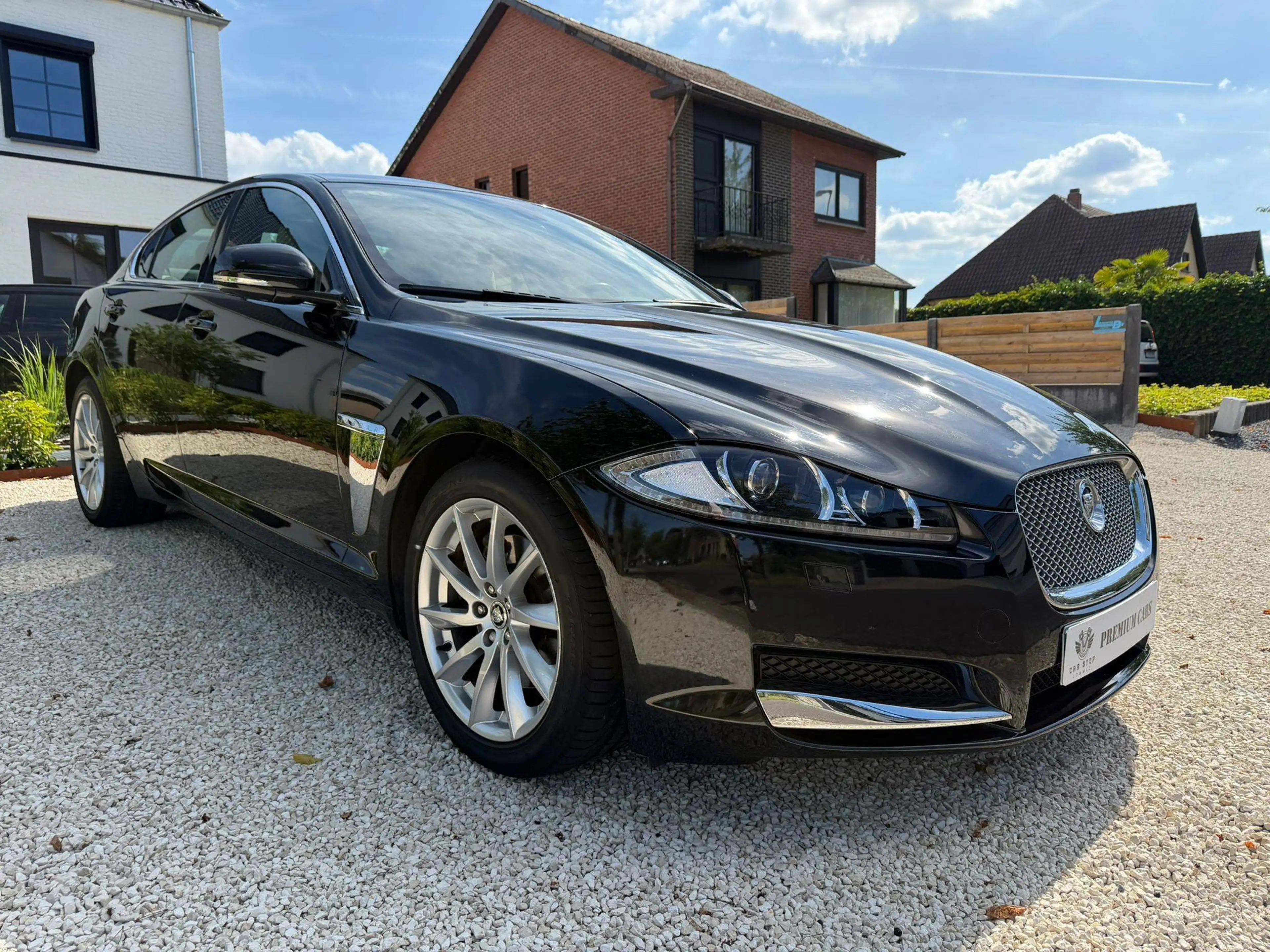 Jaguar XF XF 2.2 D Unieke staat! 1 Jaar Garantie! — photo 3