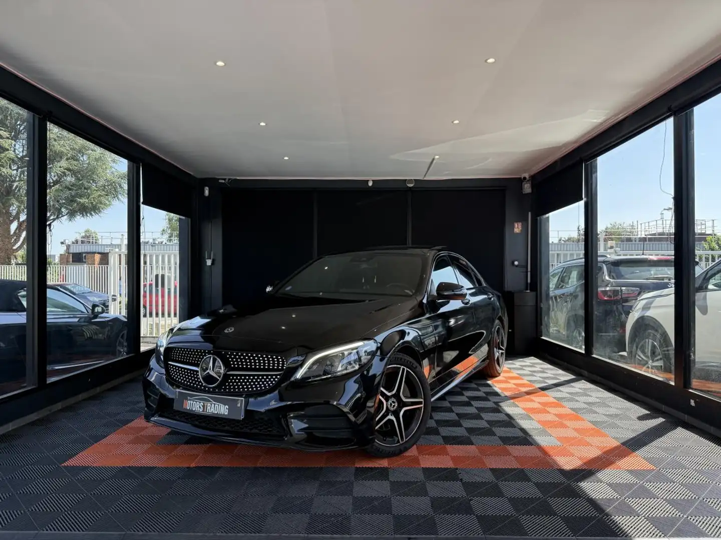 Mercedes-Benz C 30 AMG C 300 e - BVA 9G-Tronic BERLINE - BM 205 AMG Line - BVA PHASE 2 Schwarz - 2