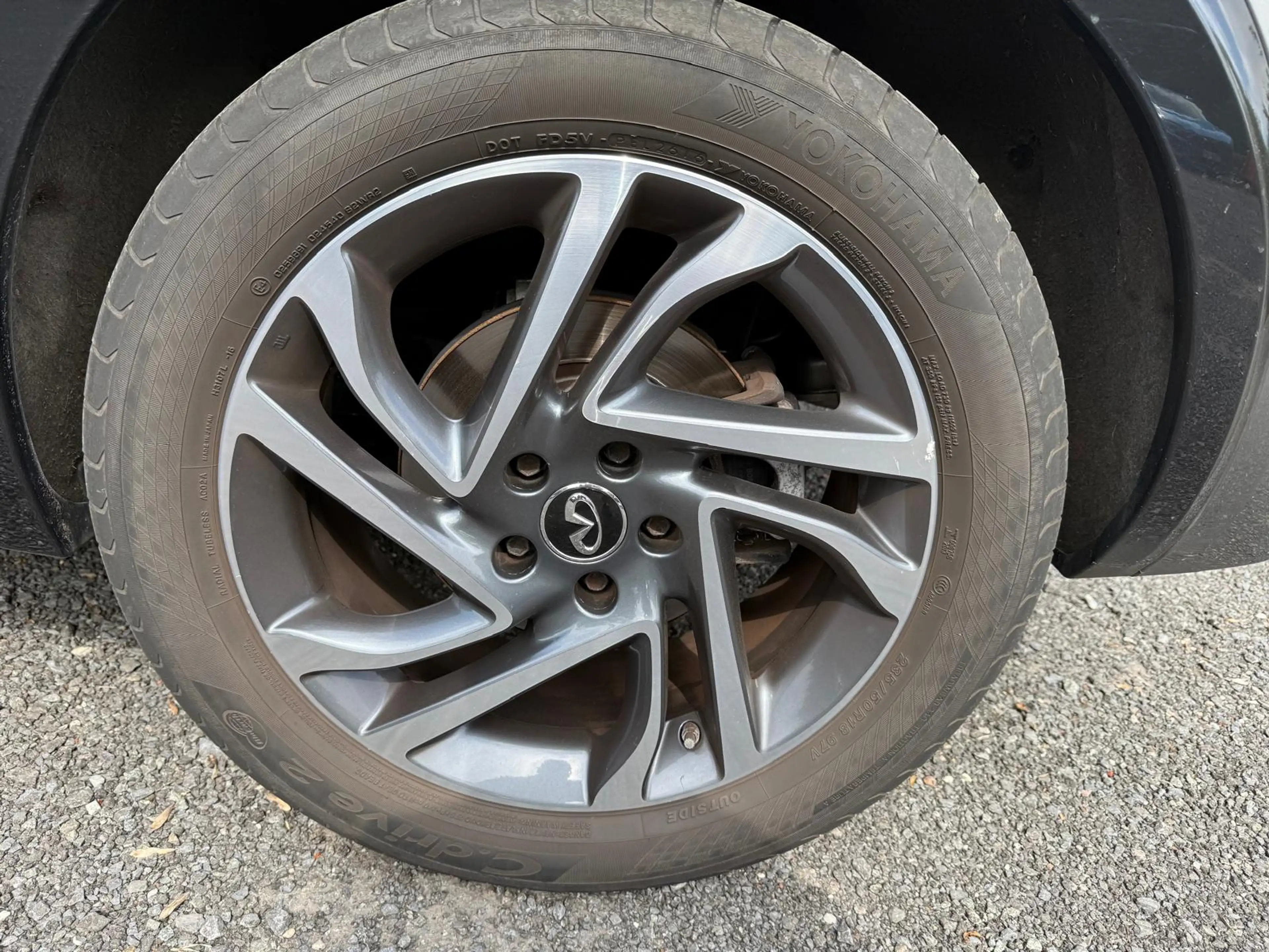 Infiniti Q30 ENKEL VERKOOP AAN HANDELAAR- AIRCO / CRUISECONTROL / SENSOREN / CAMERA — photo 8