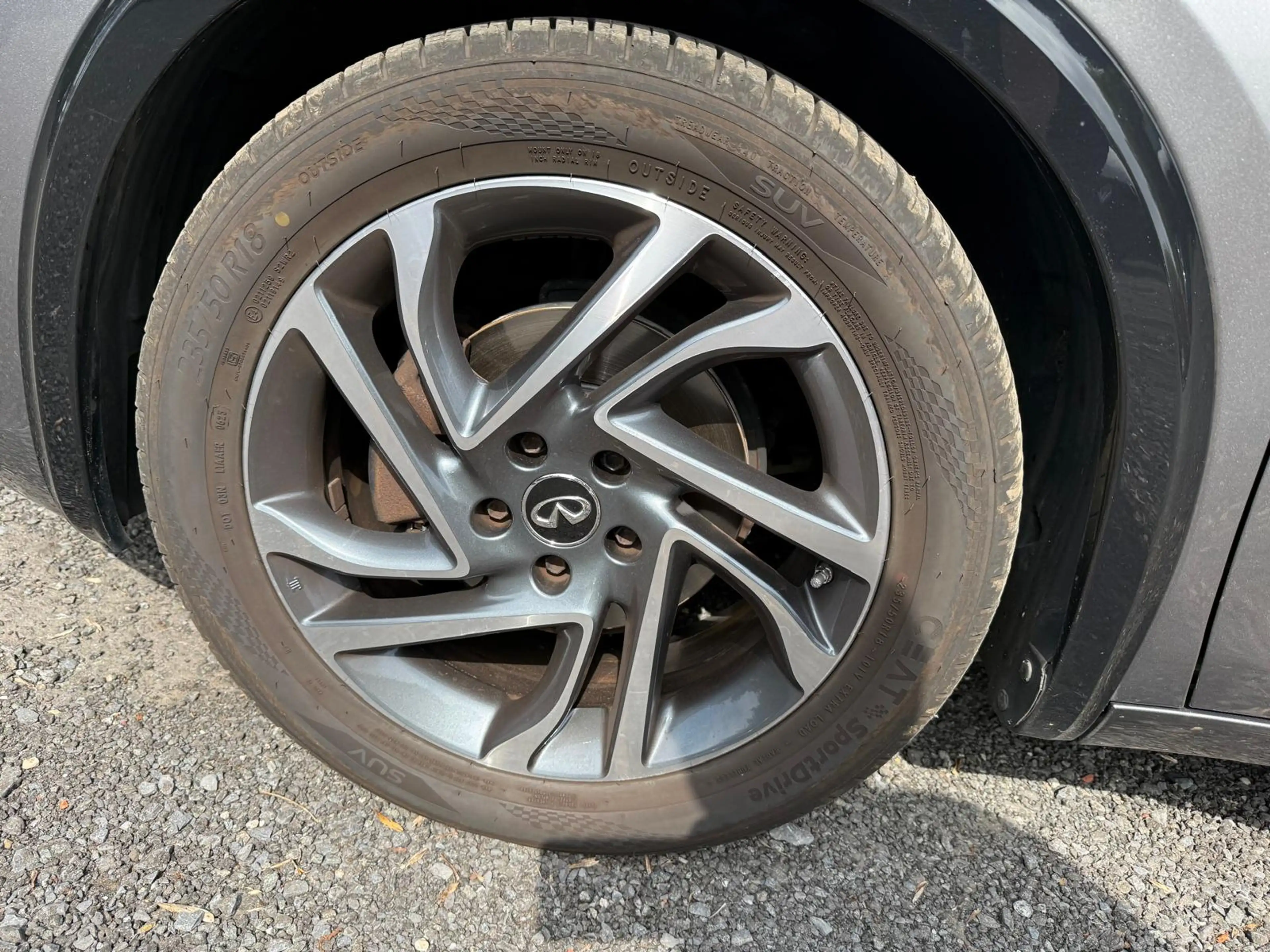 Infiniti Q30 ENKEL VERKOOP AAN HANDELAAR- AIRCO / CRUISECONTROL / SENSOREN / CAMERA — photo 9