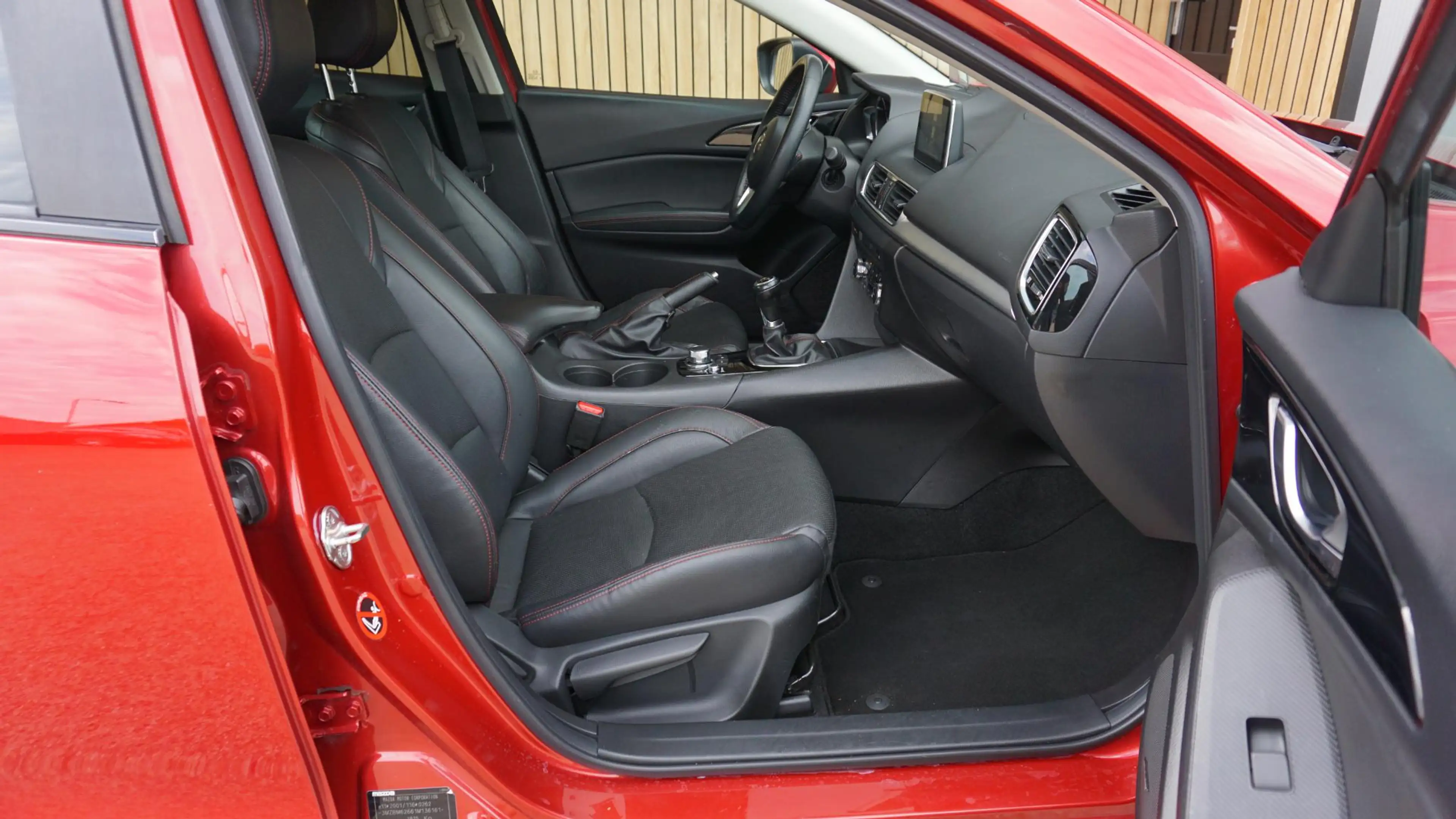 Mazda 3 2.0 120pk GT-M *Black Optik* Leder HUD BOSE LED St — photo 10