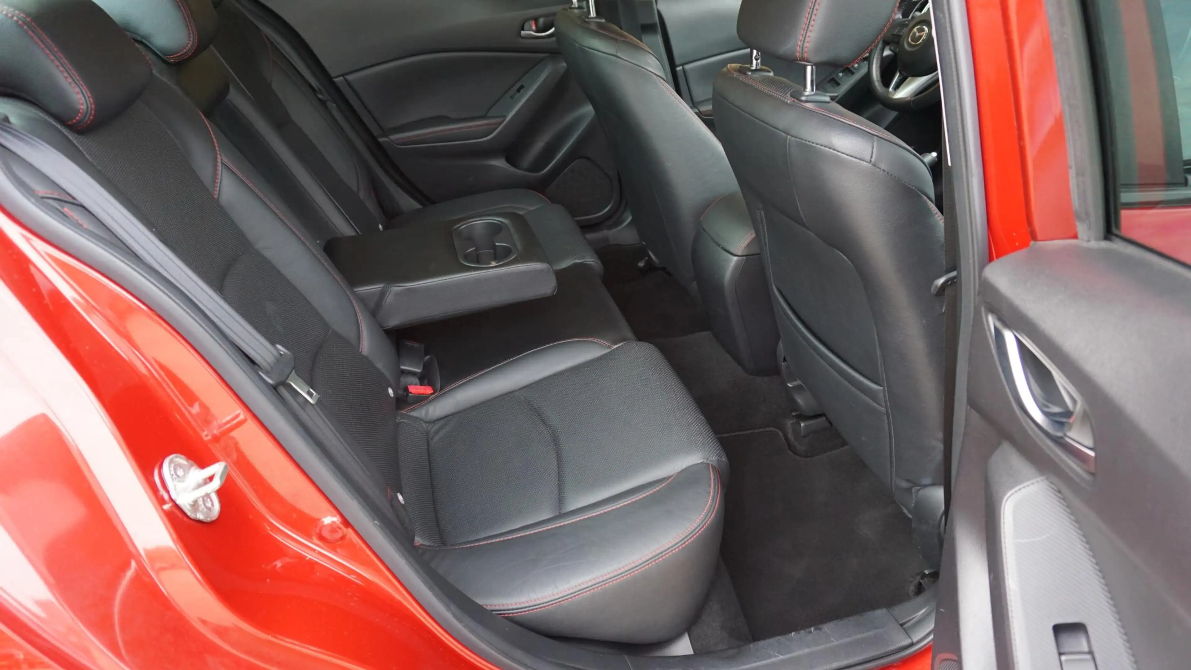 Mazda 3 2.0 120pk GT-M *Black Optik* Leder HUD BOSE LED St — photo 24