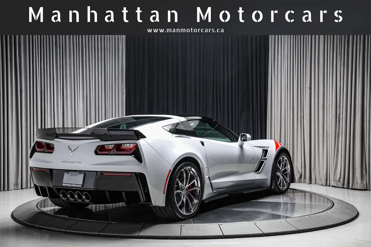 Chevrolet Corvette снимка Chevrolet Corvette