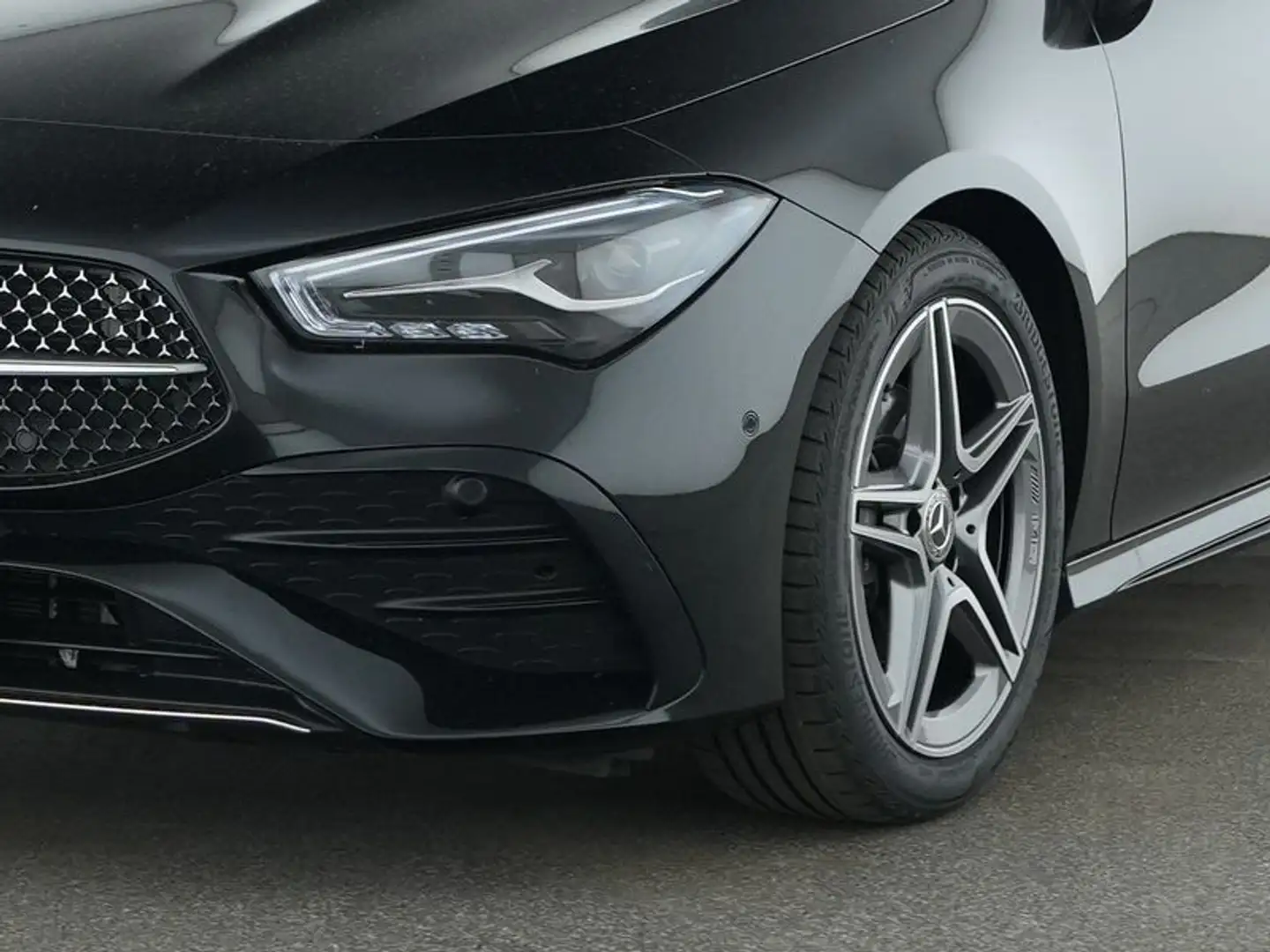 Mercedes-Benz CLA 180 AMG-ADV+ KEYLGO LED DAB KAMERA EASYPA Noir - 2