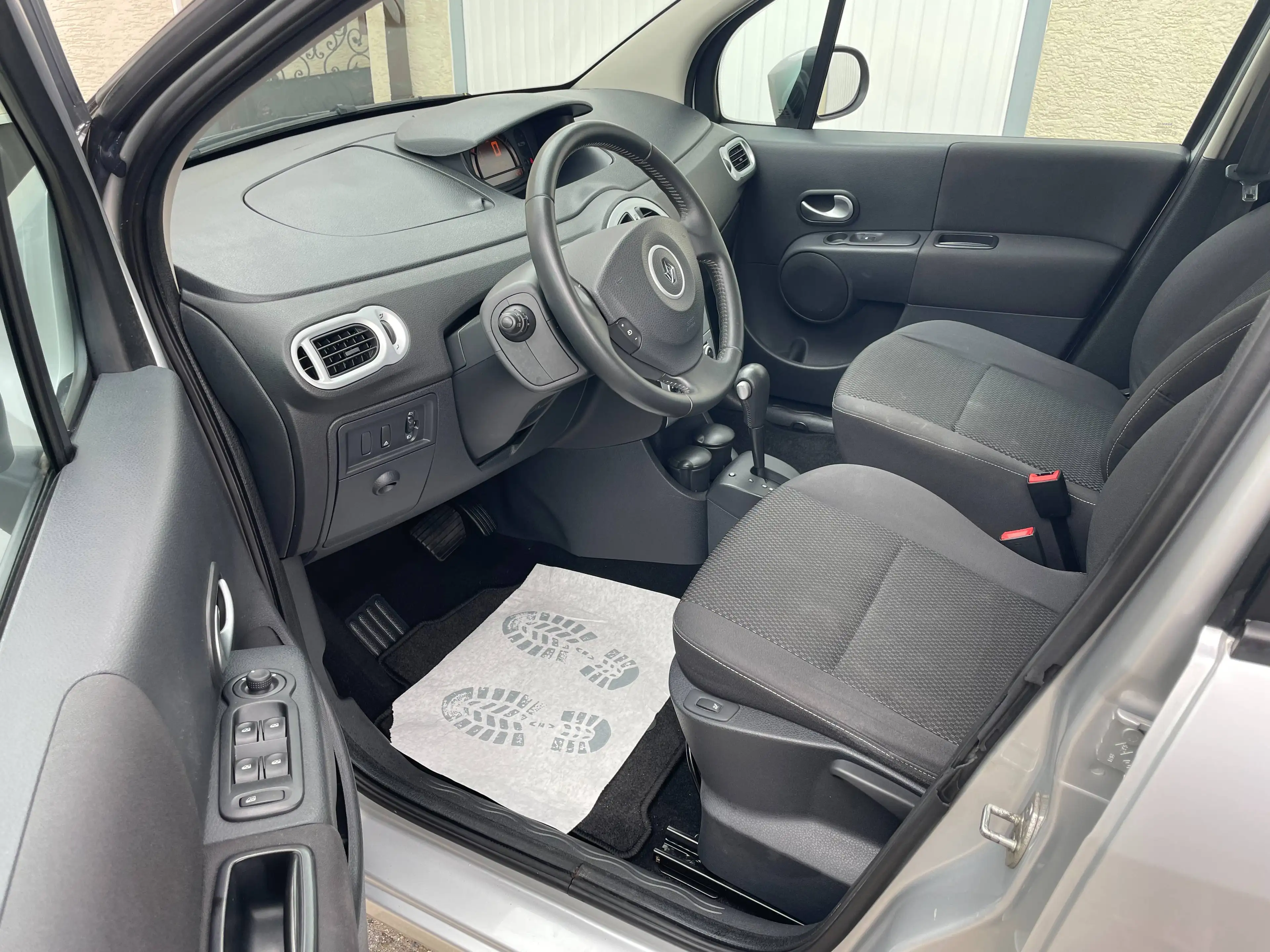 Renault Modus DYNAMIQUE 1HD ZAHNRIEMENSATZ NEU , KLIMA TEMPOMAT SHZ MFL ALU PDC — photo 10