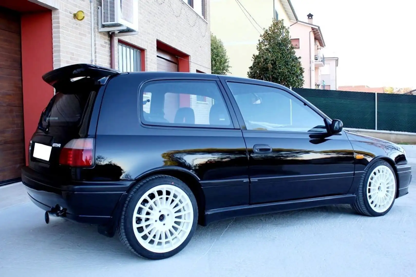 Nissan Sunny 2.0 GTi-R cat. - 2