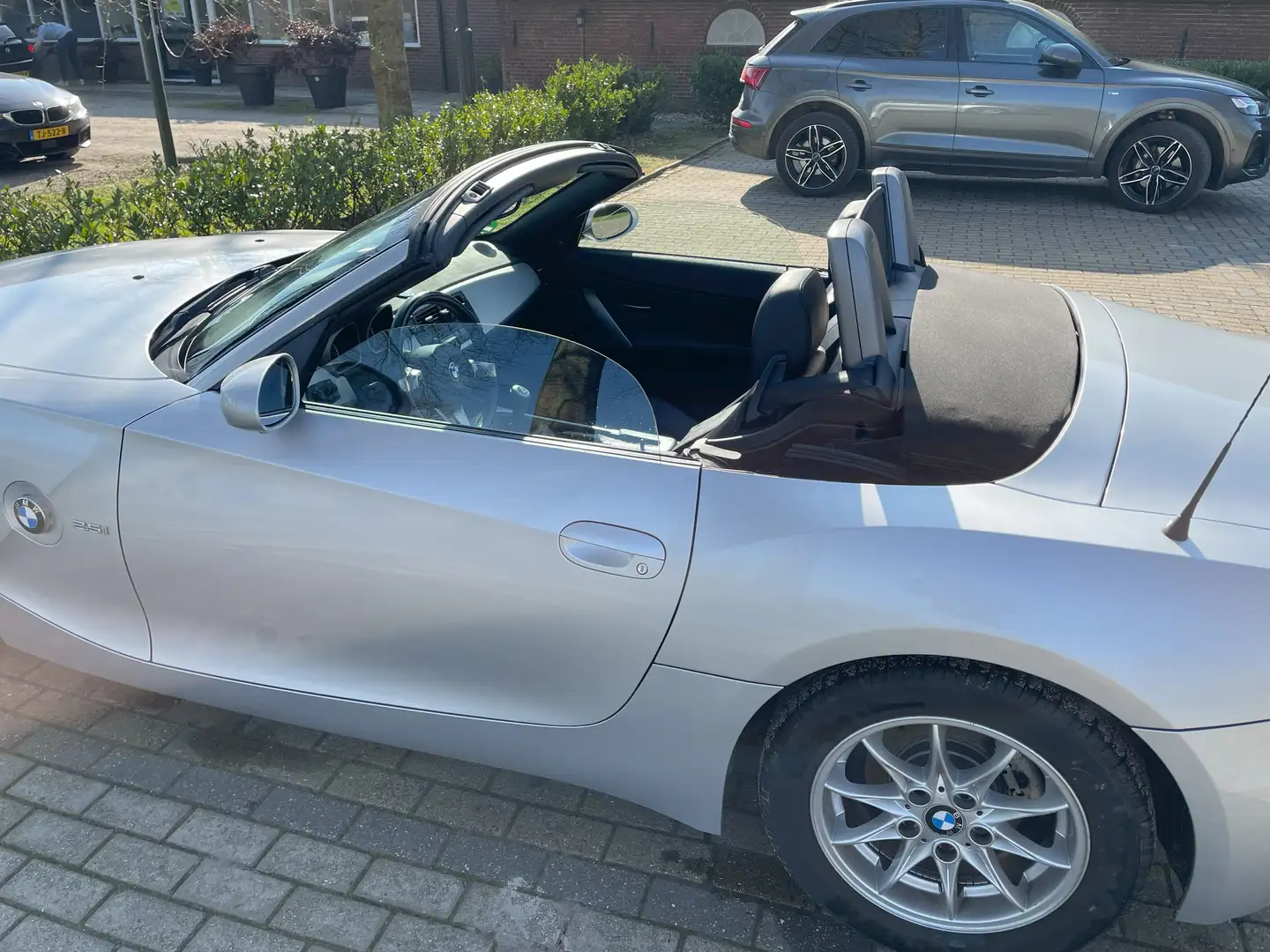 BMW Z4 BMW Z4 2.5i 6 cilinders Zilver - 2