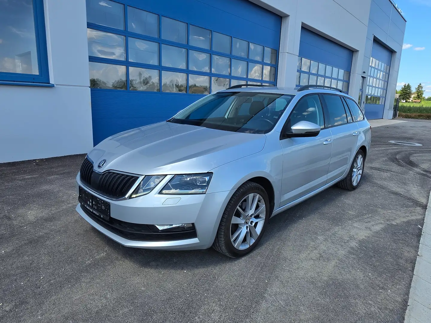 Skoda Octavia Ambition Grau - 2