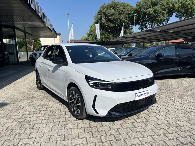 Opel Corsa view 3