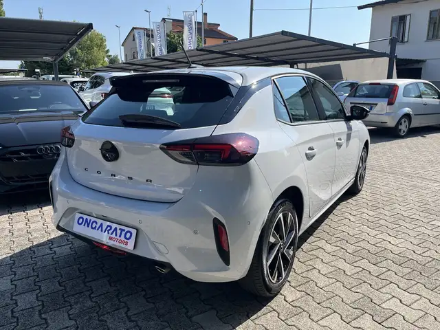 Opel Corsa view 5