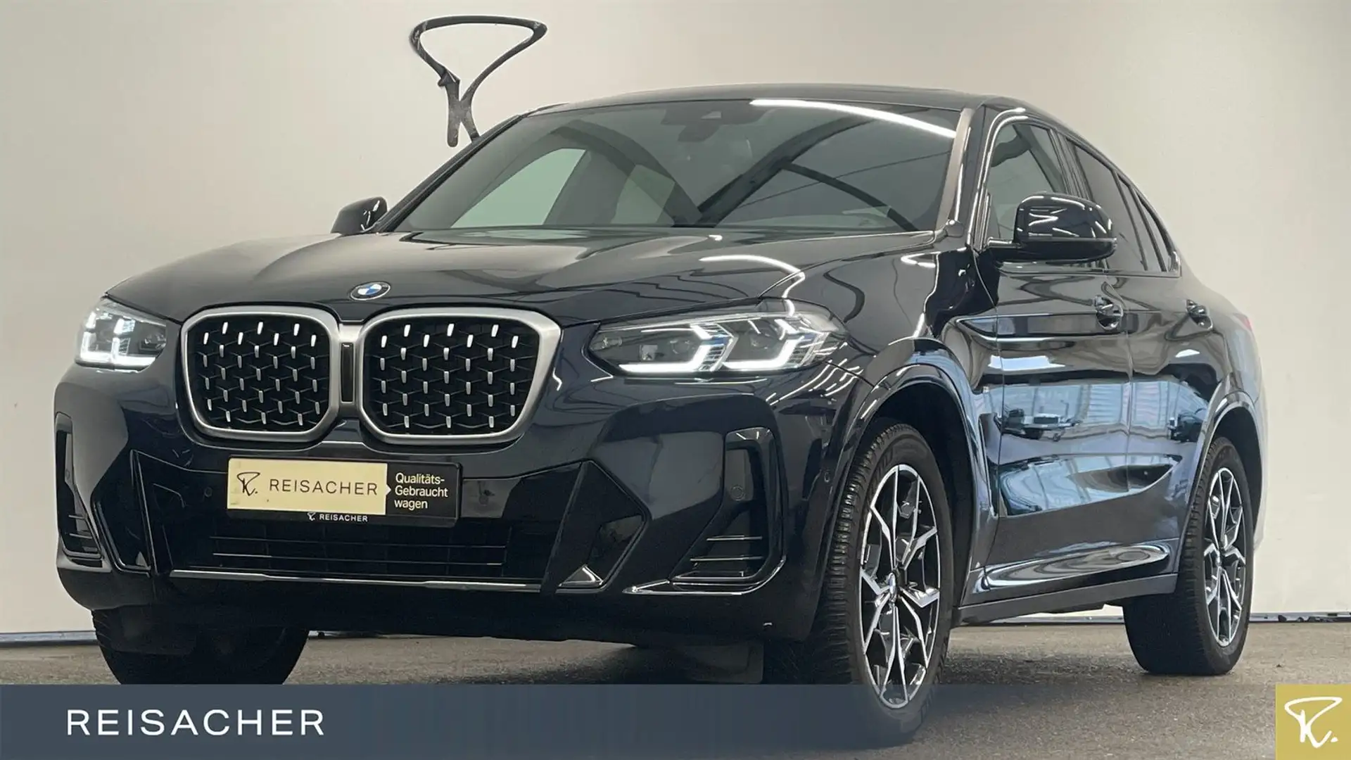 BMW X4 xDrive 30i A MSport LCPro Pano RFK PDC 19" LM Schwarz - 1