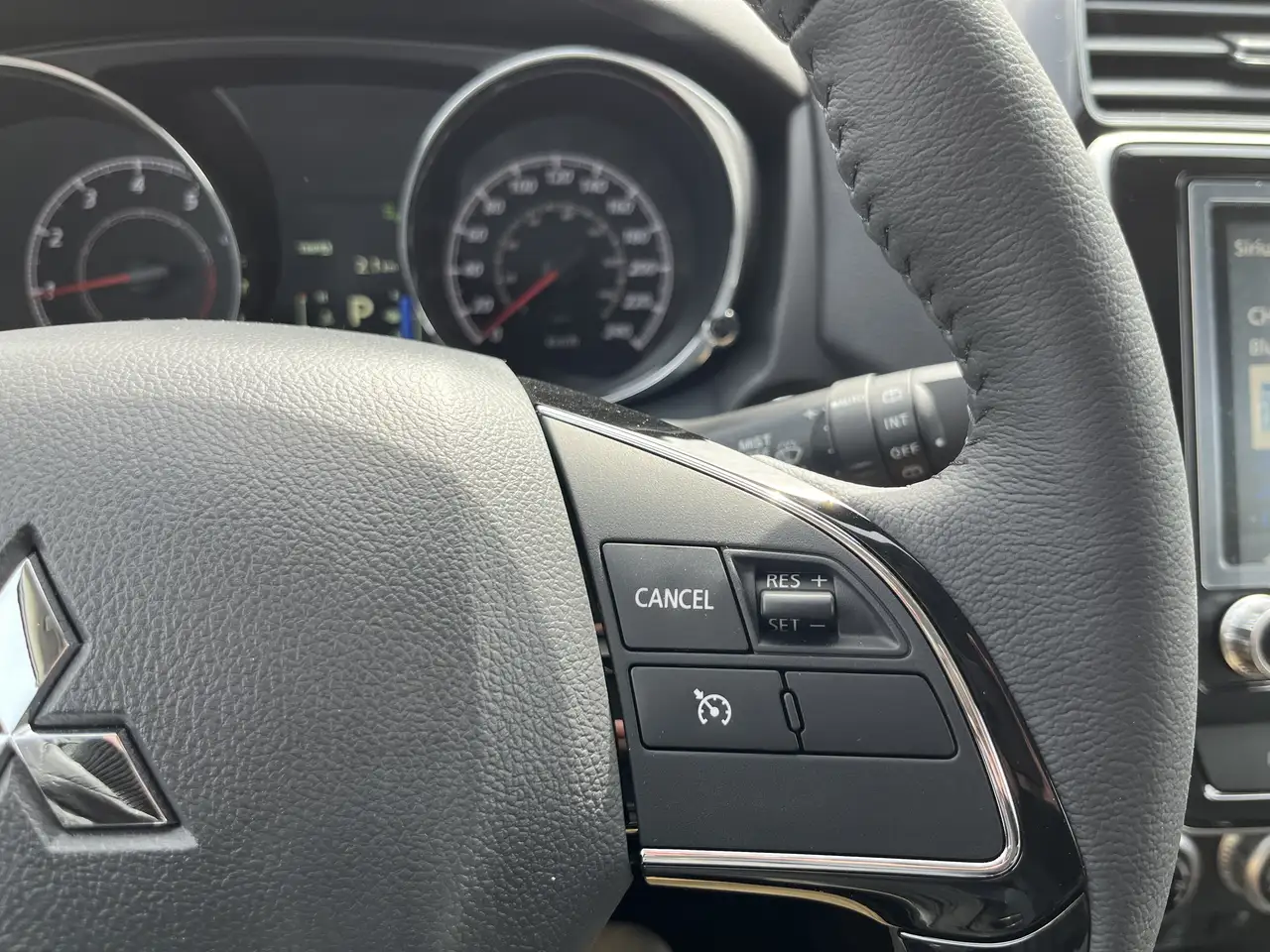 Mitsubishi RVR снимка Mitsubishi RVR