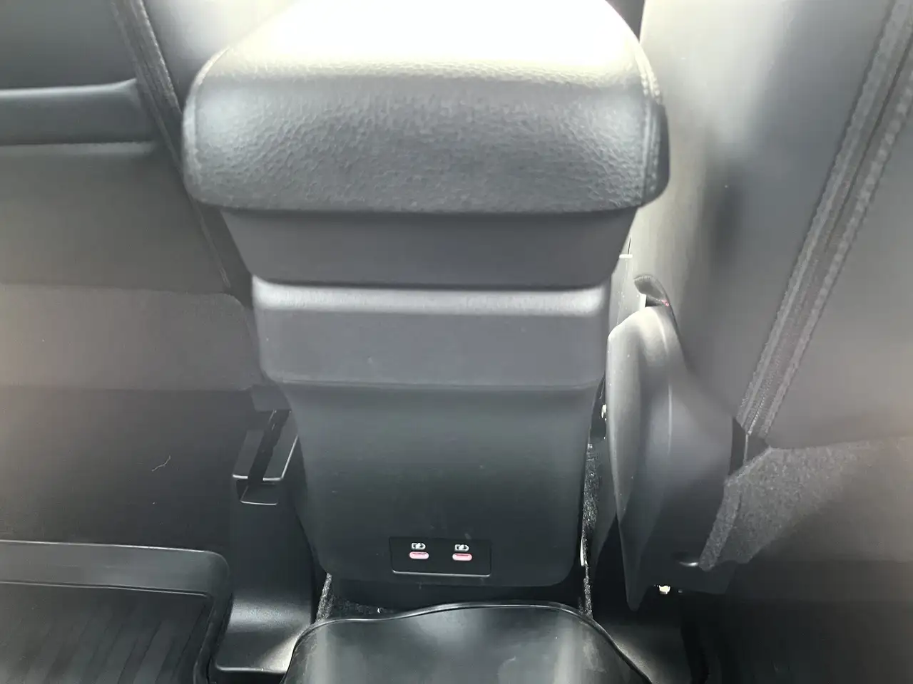 Mitsubishi RVR снимка Mitsubishi RVR