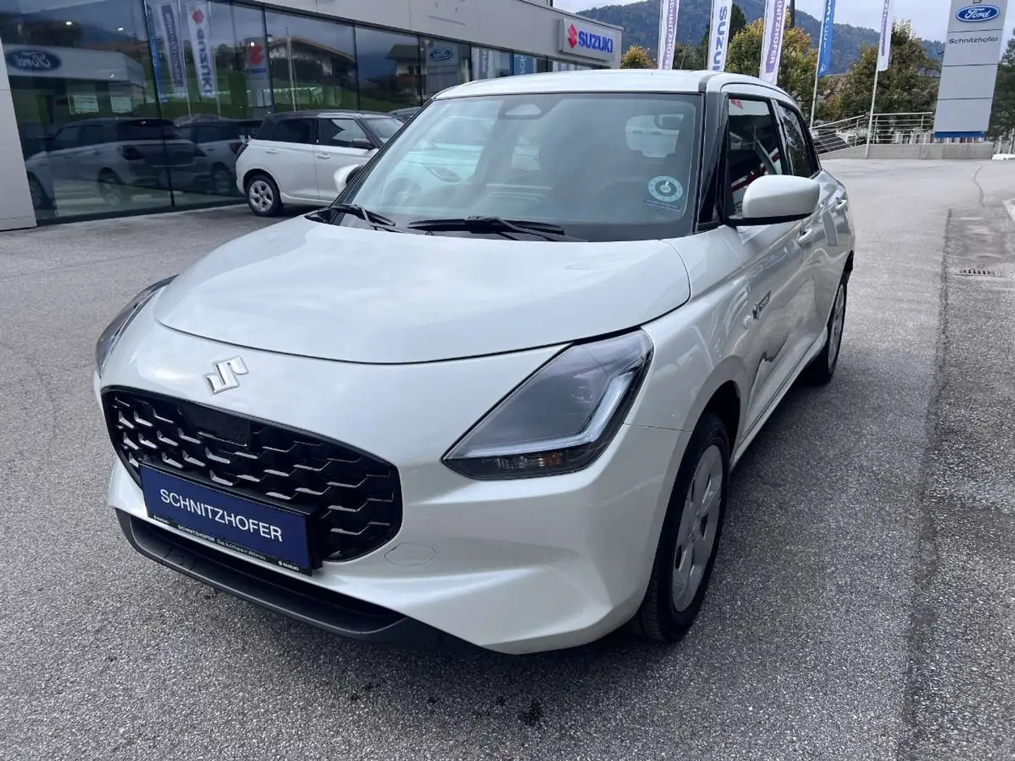 Suzuki Swift 1,2 Hybrid Allgrip Shine Weiß - 1