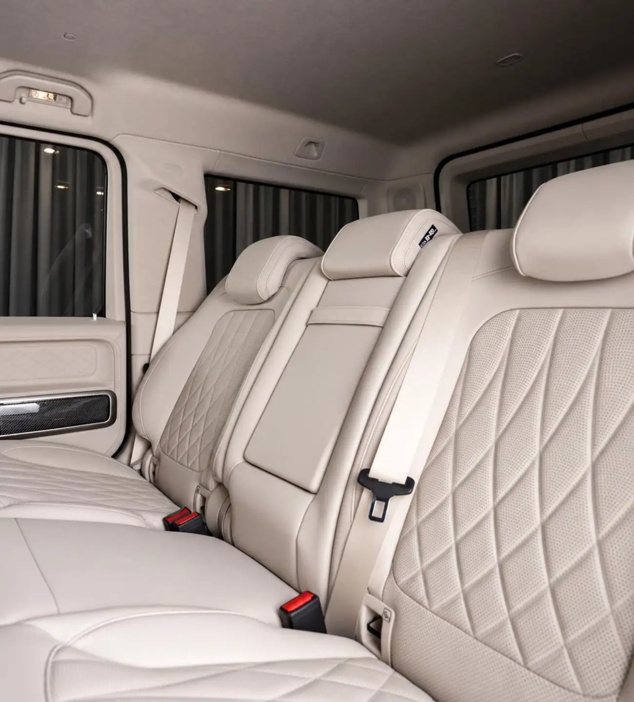벤츠 G-Class G 63 AMG 2026 베이지 사진 7
