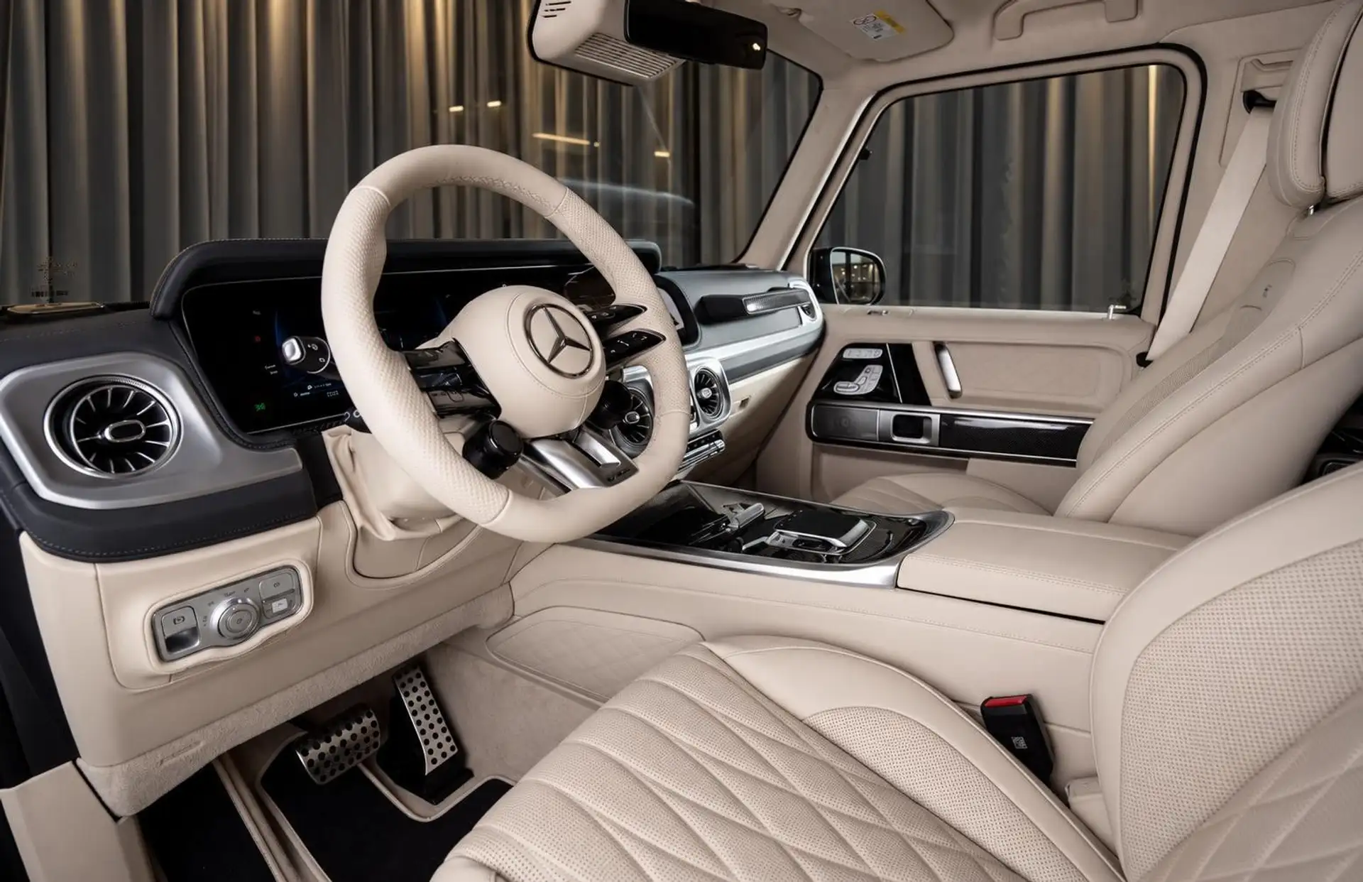 벤츠 G-Class G 63 AMG 2026 베이지 사진 6