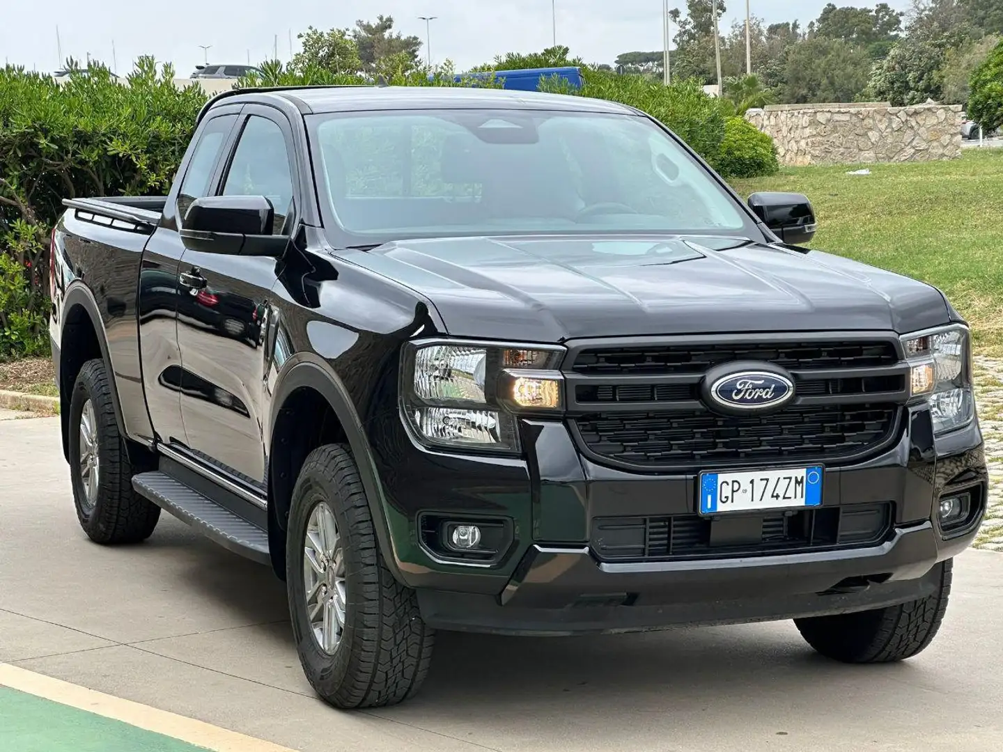 Ford Ranger 2.0 ECOBLUE aut. Super Cab XLT 4 posti Nero - 1