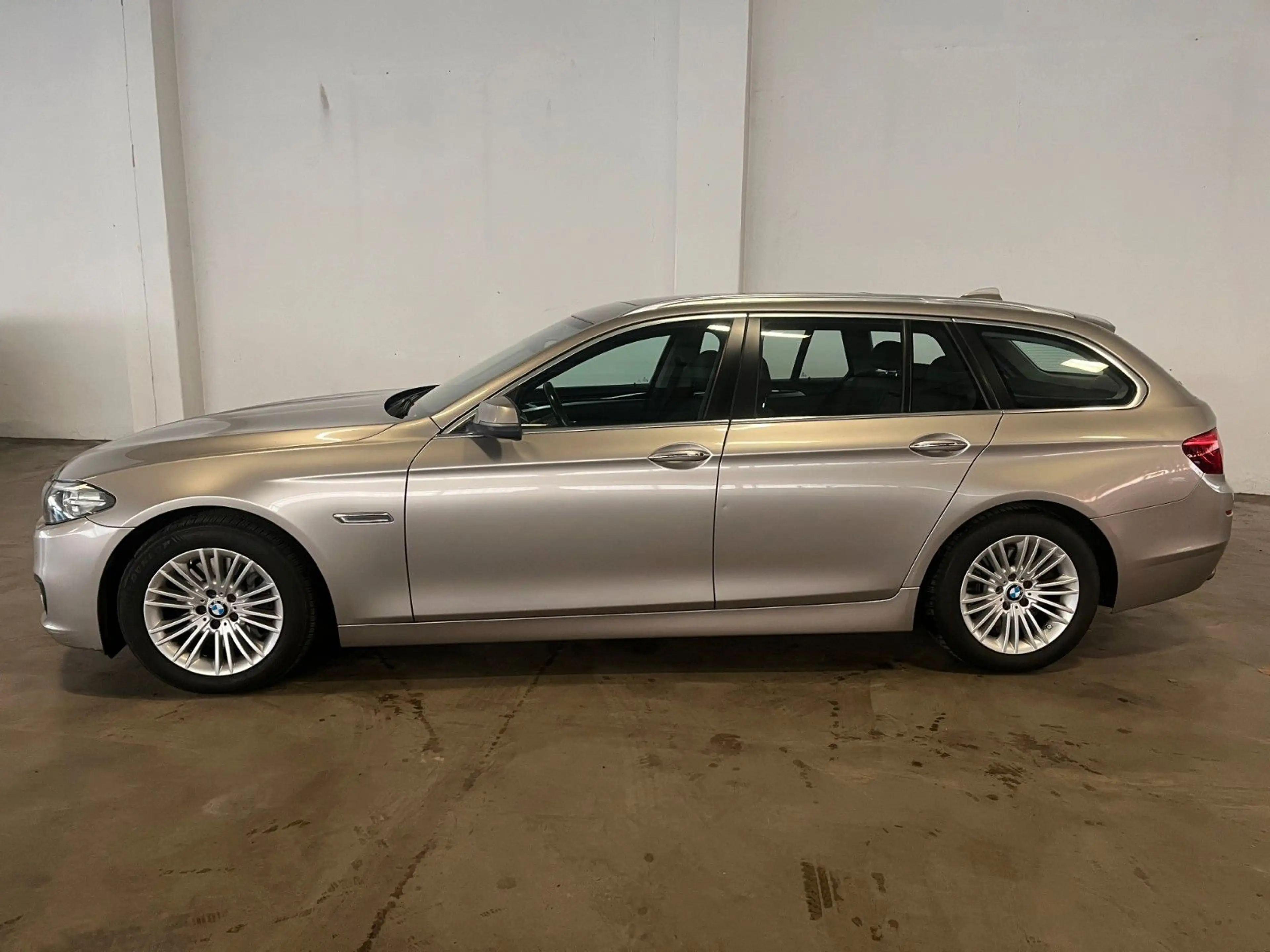 BMW 525 Baureihe 5 Touring 525d — photo 3