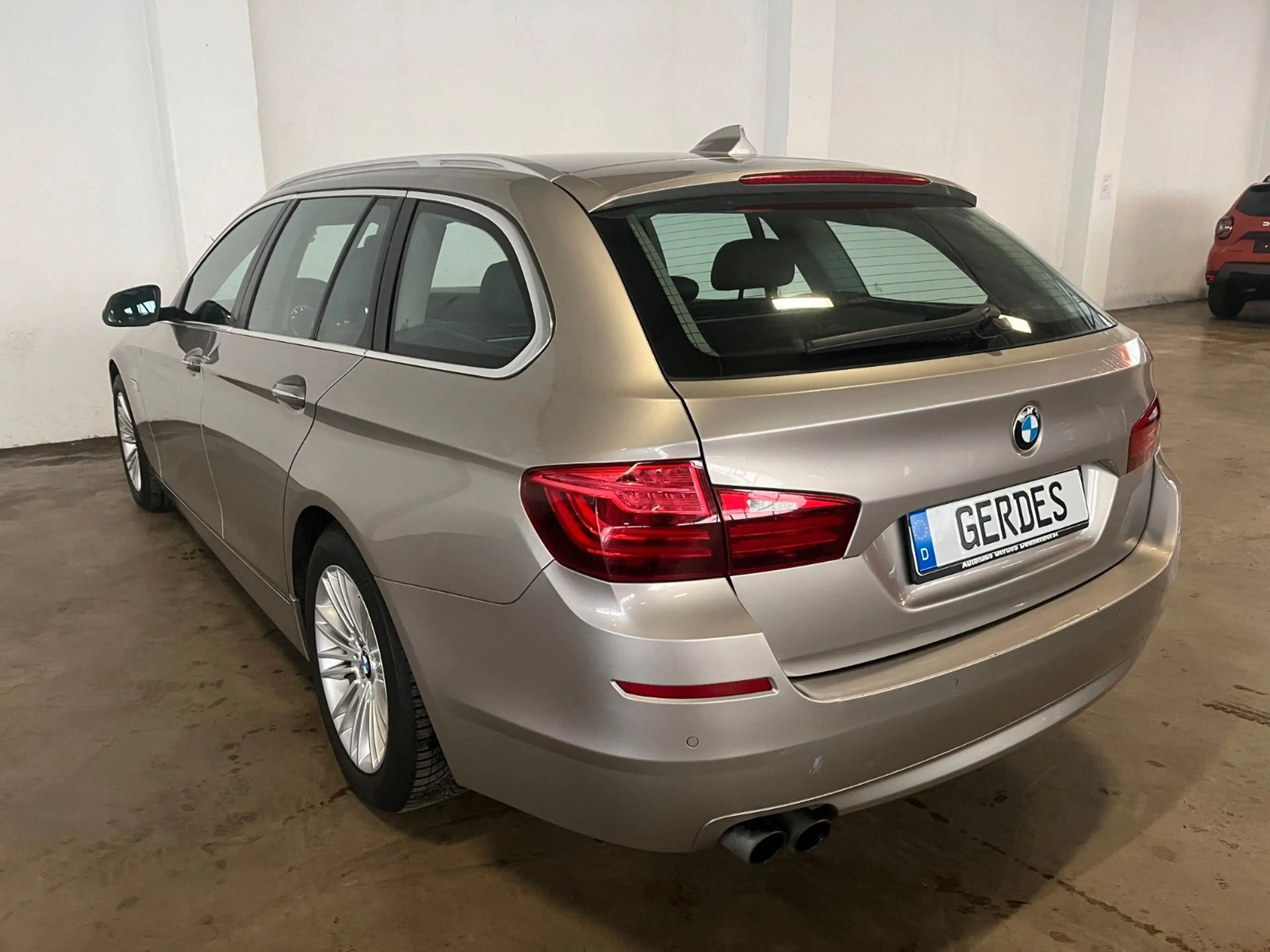 BMW 525 Baureihe 5 Touring 525d — photo 9