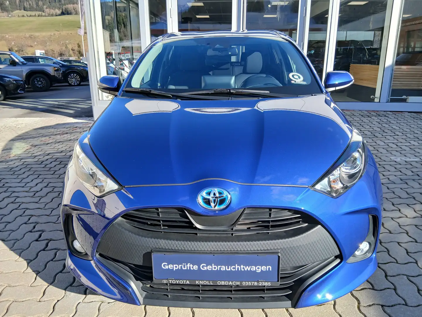 Toyota Yaris Hybrid Active Drive Blau - 2