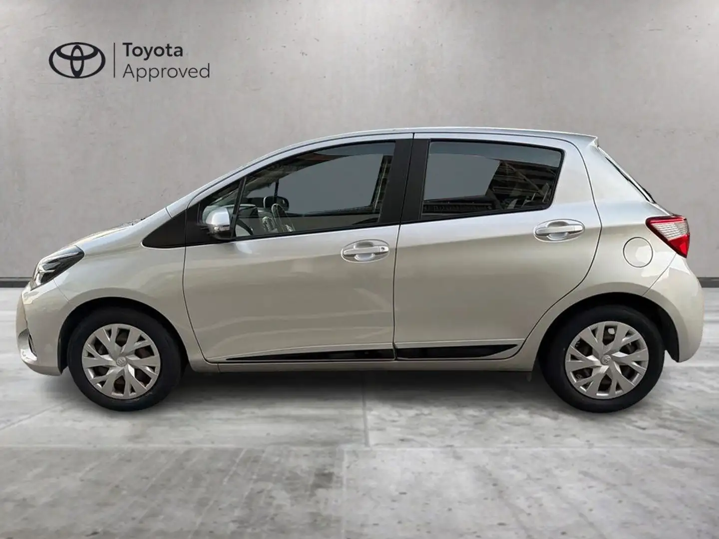 Toyota Yaris Yaris 5p 1.0 Active Argento - 2