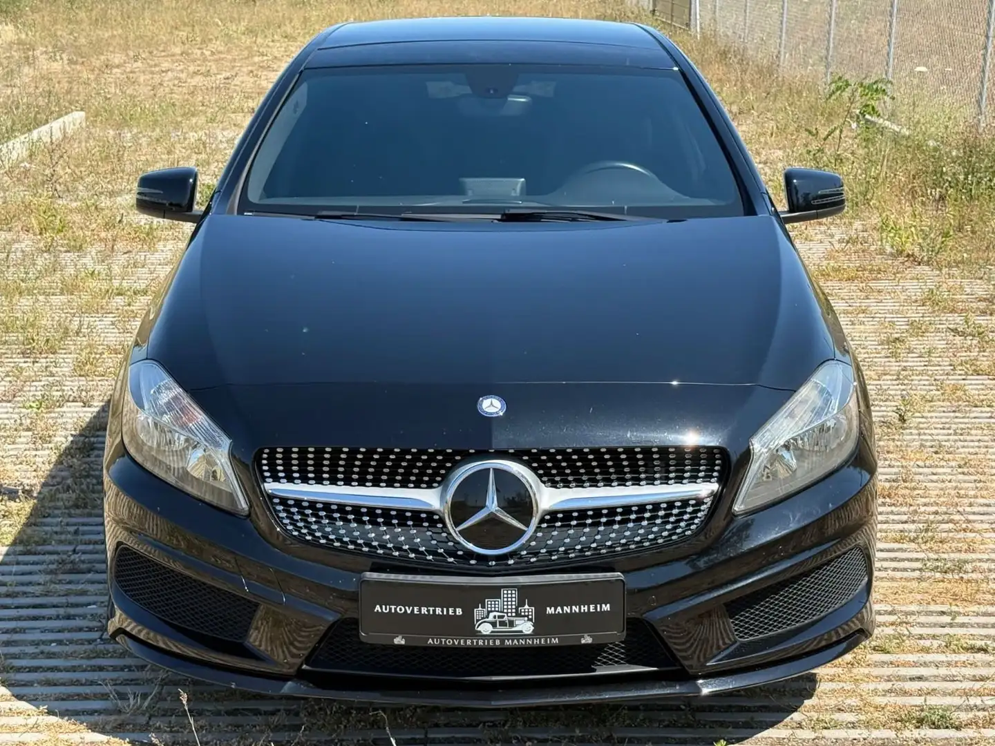 Mercedes-Benz A 180 CDI / d BlueEfficiency AMG /PDC/SHZ Zwart - 2