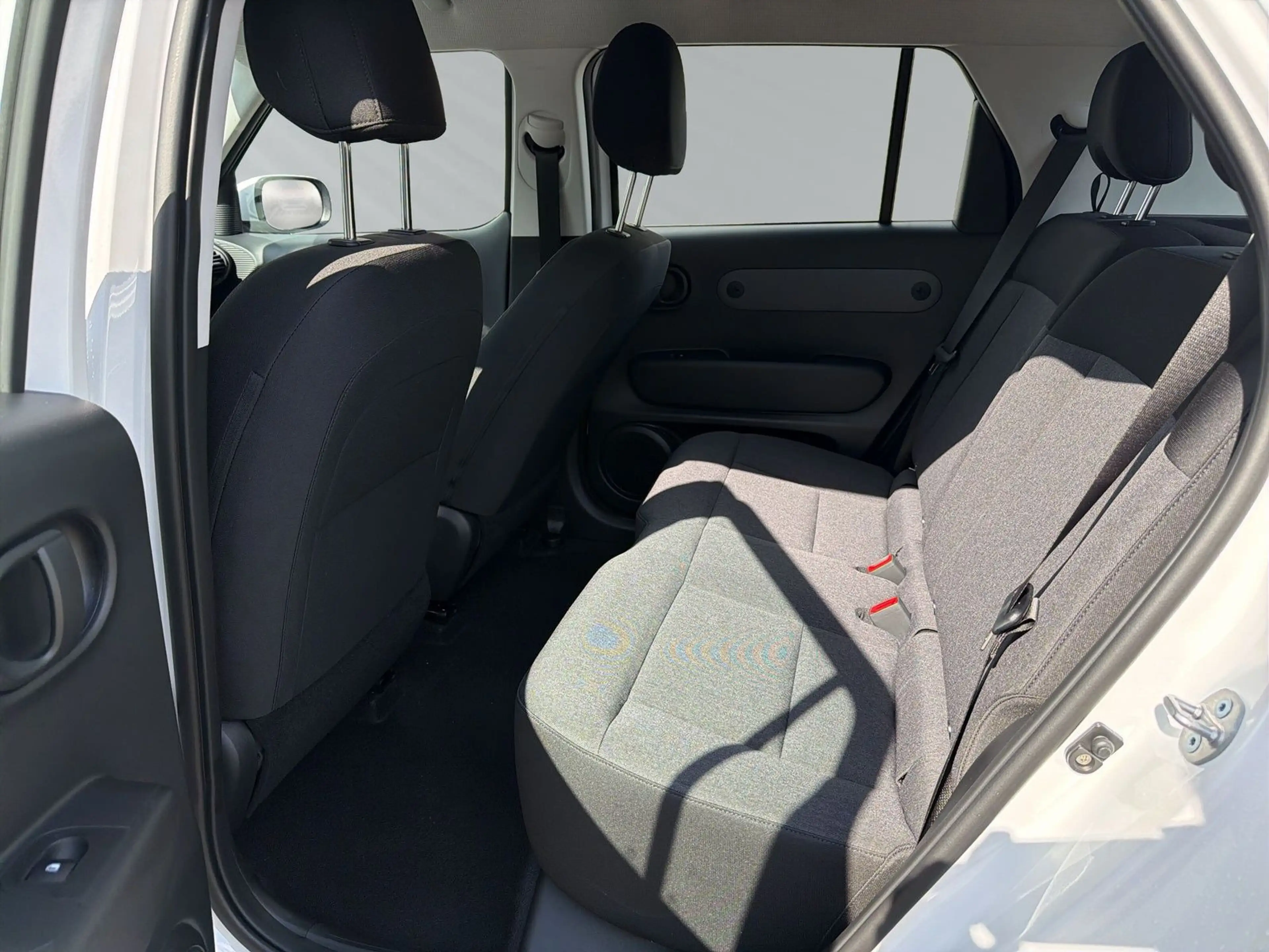 Hyundai Inster EV MY26 42 kWh 97 PS 2WD SELECT Effizienz — photo 11
