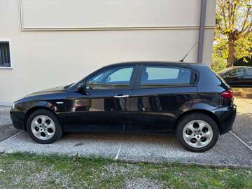 5p 1.6 ts 16v BlackLine 105cv