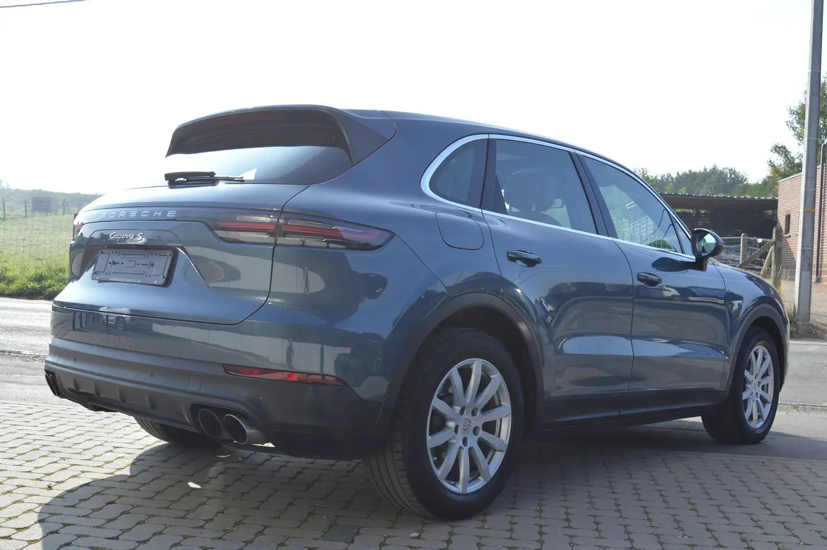 Porsche Cayenne S 3.0 V6 440 ch SUIVI PORSCHE Blau - 2
