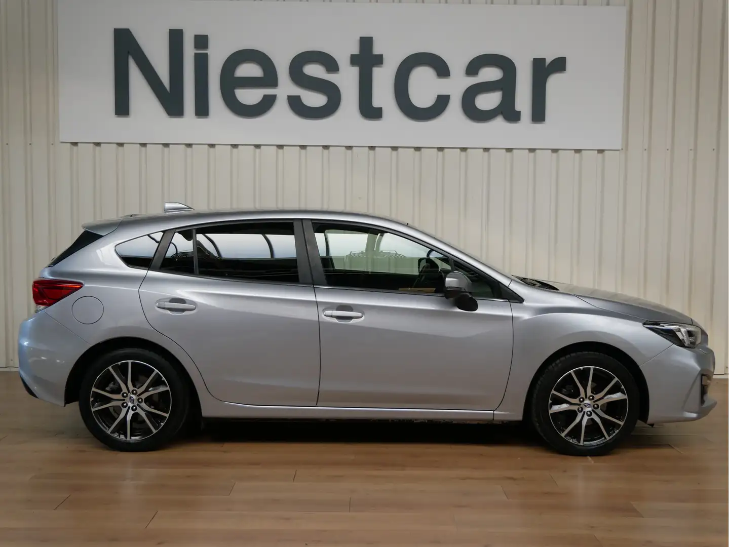 Subaru Impreza 1.6i 4WD Comfort Сірий - 2