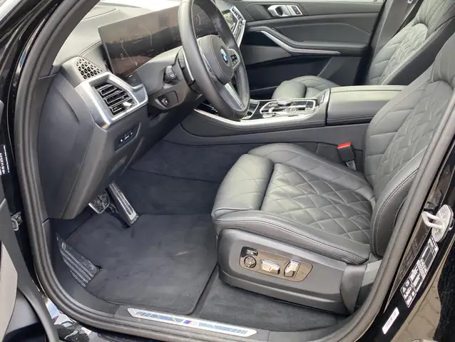 BMW X5 view 14