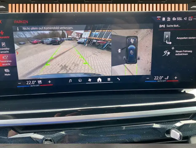 BMW X5 view 16
