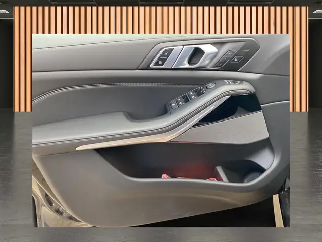 BMW X5 view 17