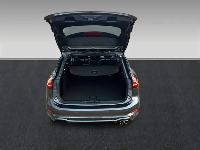 Ford Focus view 8