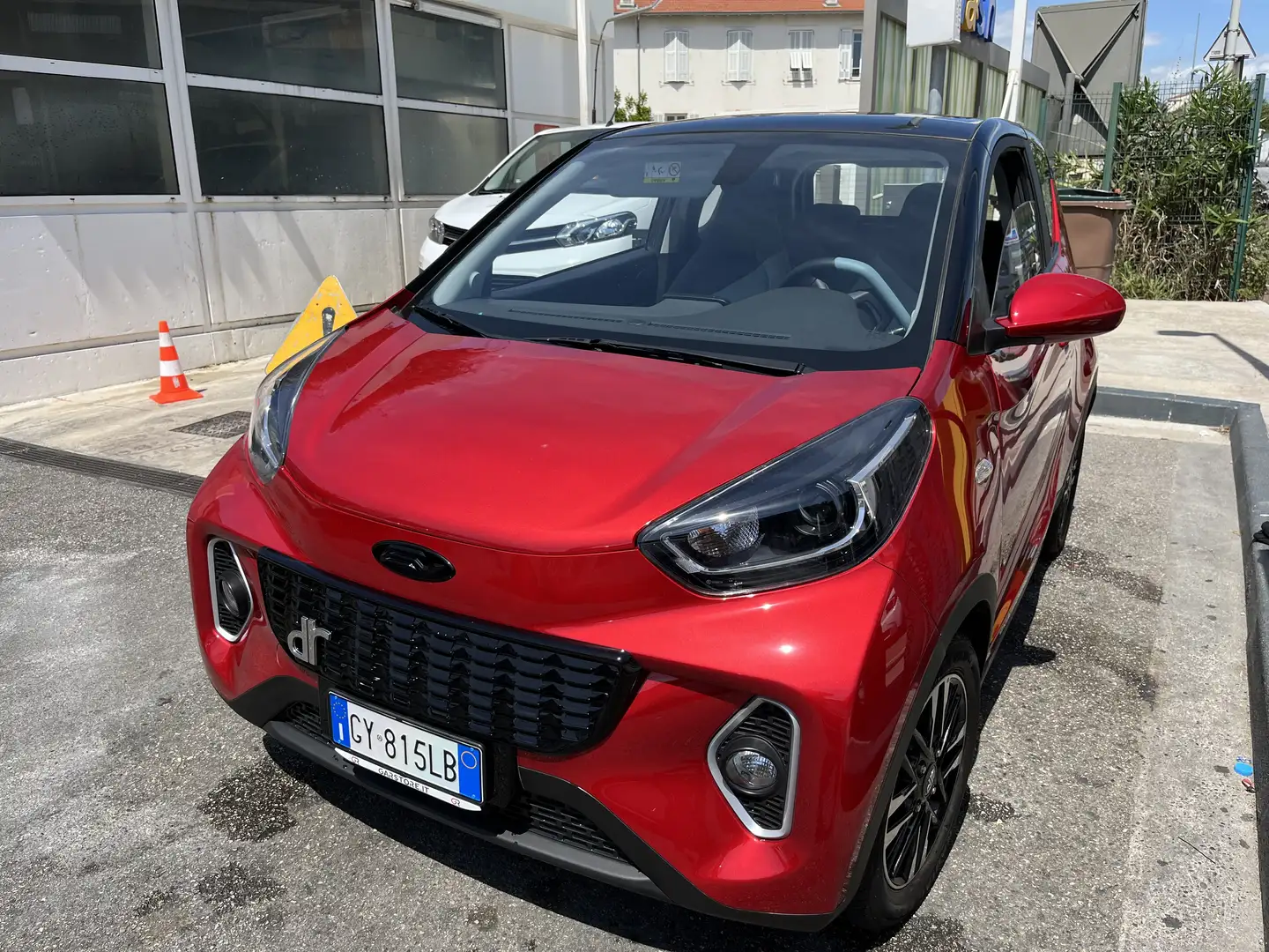 DR Automobiles DR1 DR 1.0 EV 1.0 EV 45kW Rot - 1