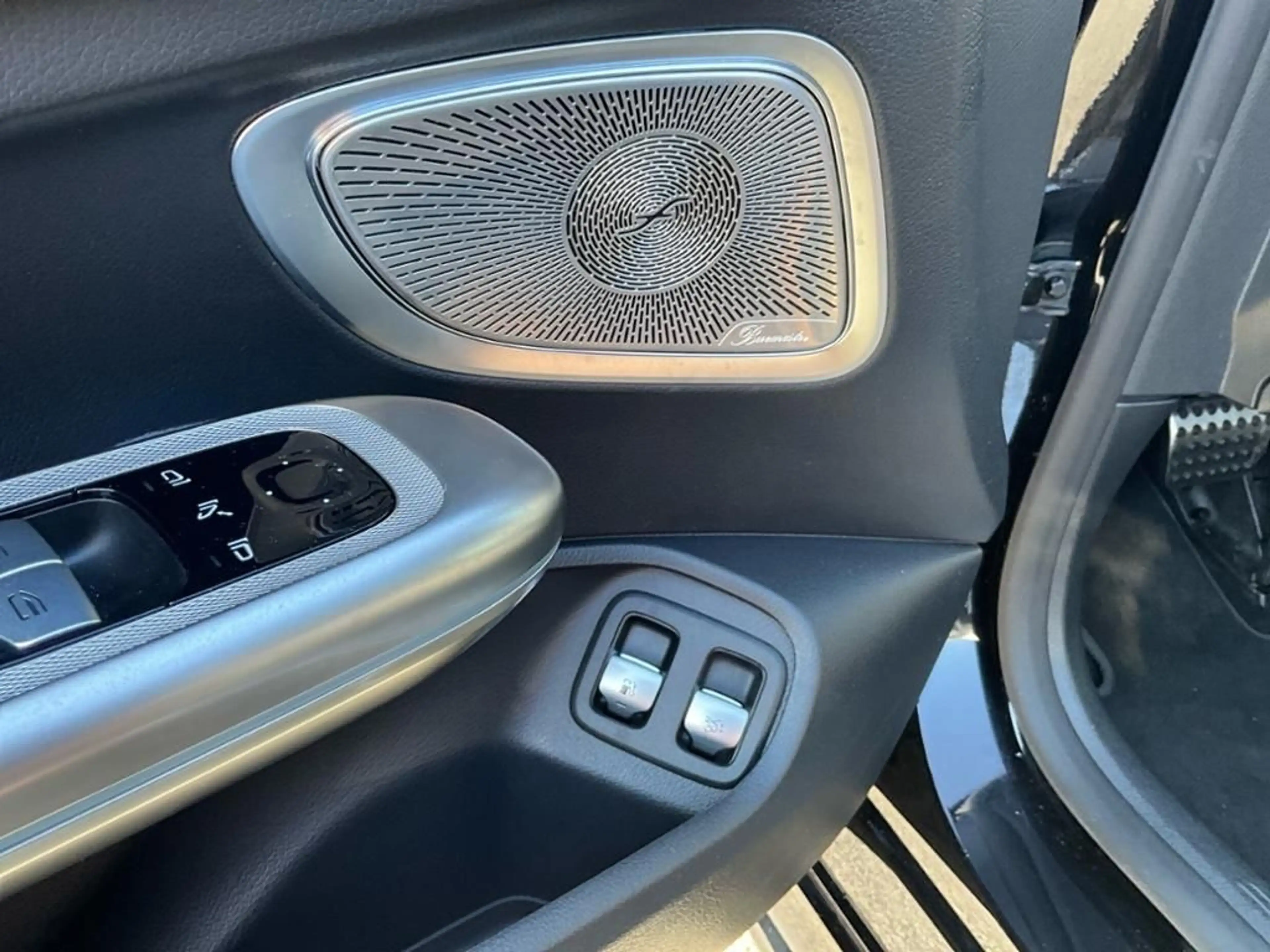 Mercedes-Benz CLE 300 e AMG Premium 360 ACC AHK AUT Kam. LED — photo 15